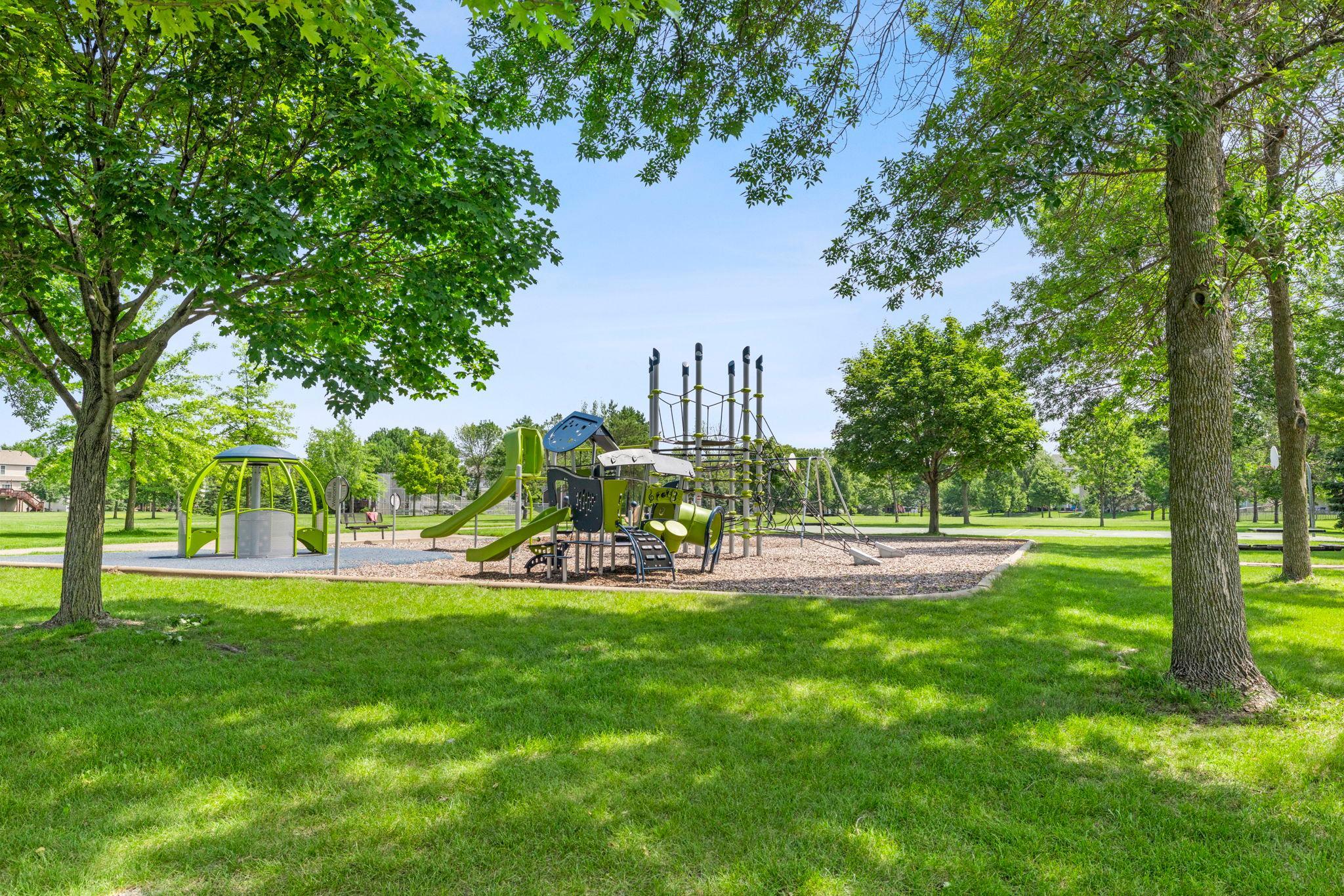 View of Residential at 9050 Merrimac Lane, Maple Grove MN 55311, Maple Grove (54 of 59) - Mike Wilen | Minnesota Team Real Estate