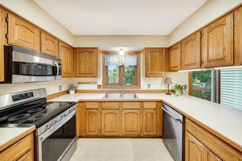View of Residential at 14246 Dearborn Path, Rosemount MN 55068, Rosemount (21 of 44) - Mike Wilen | Minnesota Team Real Estate