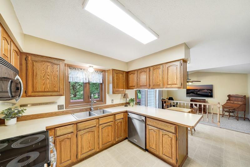 View of Residential at 14246 Dearborn Path, Rosemount MN 55068, Rosemount (23 of 44) - Mike Wilen | Minnesota Team Real Estate