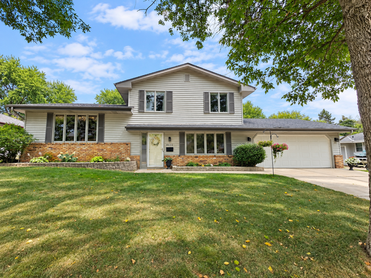 View of Residential at 4632 Oregon Avenue, New Hope MN 55428, New Hope - Mike Wilen | Minnesota Team Real Estate