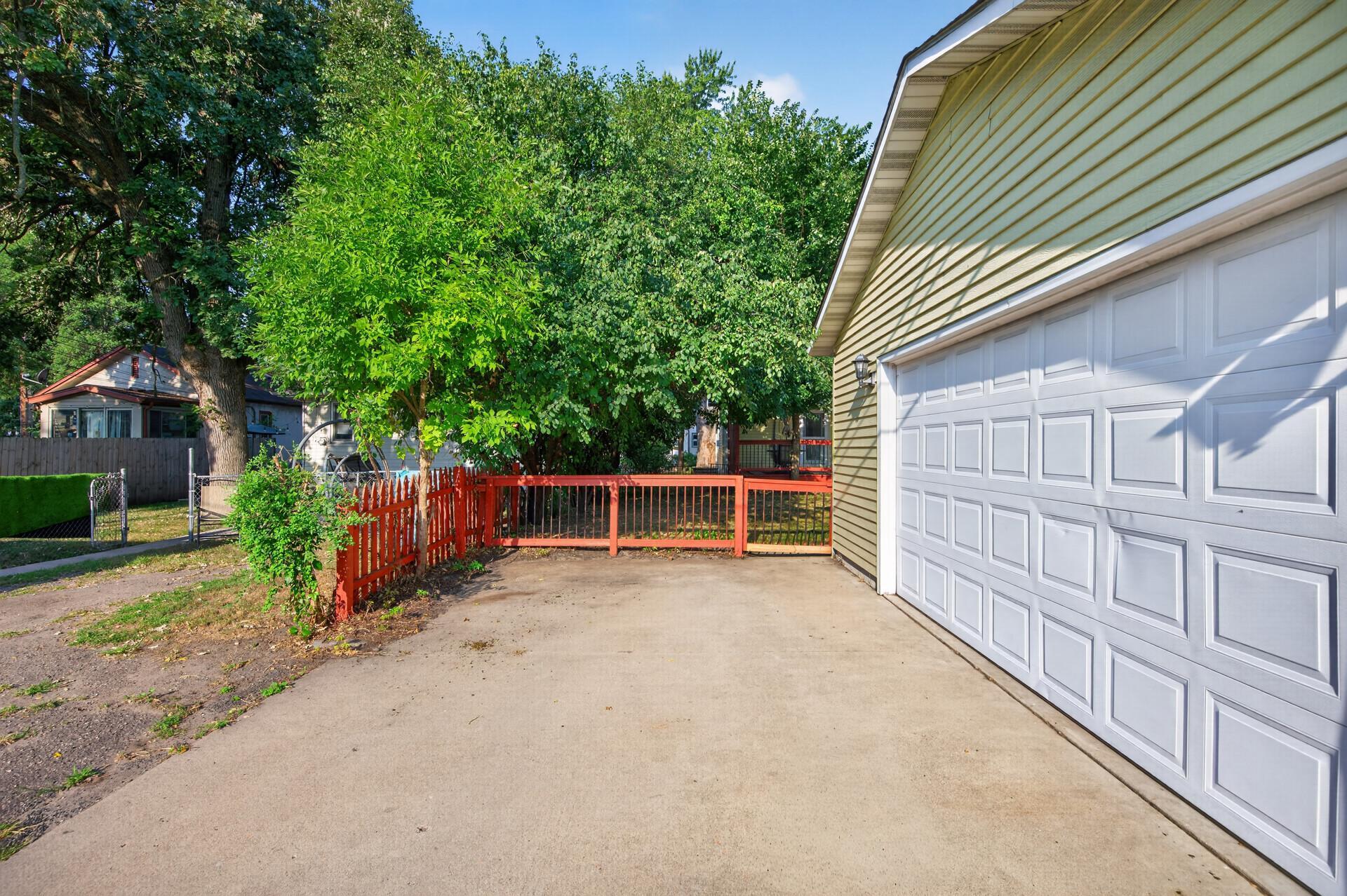 View of Residential at 4408 Russell Avenue, Minneapolis MN 55412, Minneapolis (45 of 45) - Mike Wilen | Minnesota Team Real Estate