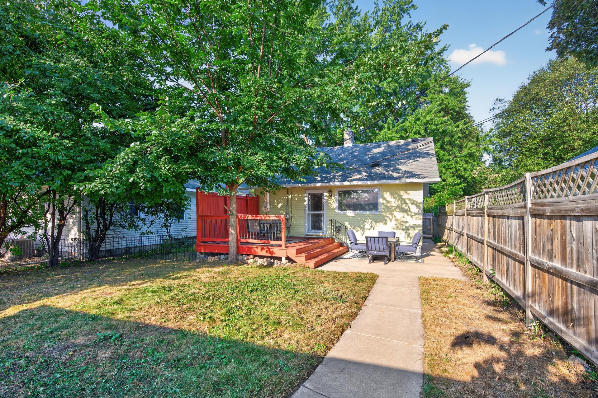 View of Residential at 4408 Russell Avenue, Minneapolis MN 55412, Minneapolis (42 of 45) - Mike Wilen | Minnesota Team Real Estate
