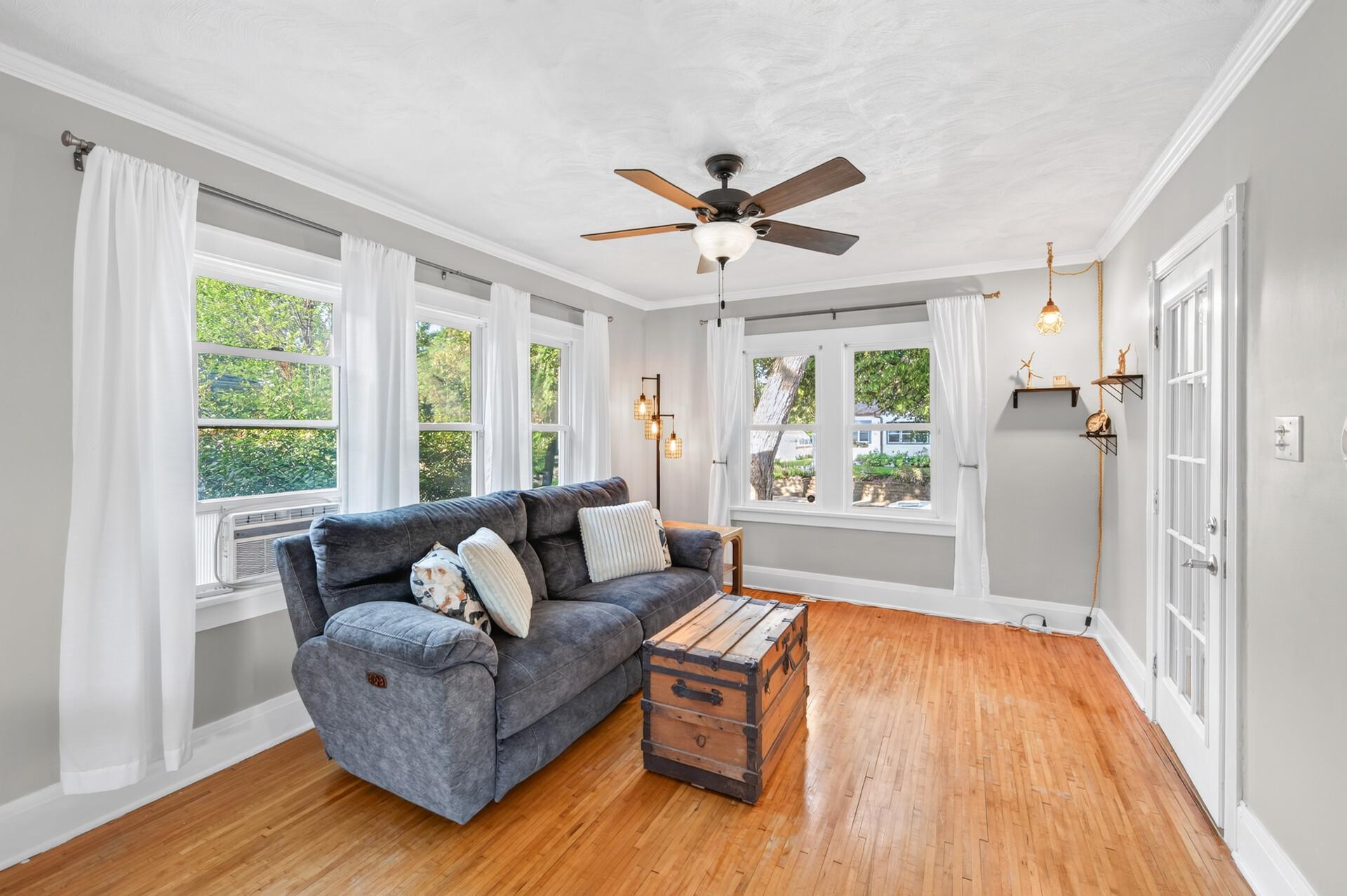 View of Residential at 4408 Russell Avenue, Minneapolis MN 55412, Minneapolis (10 of 45) - Mike Wilen | Minnesota Team Real Estate