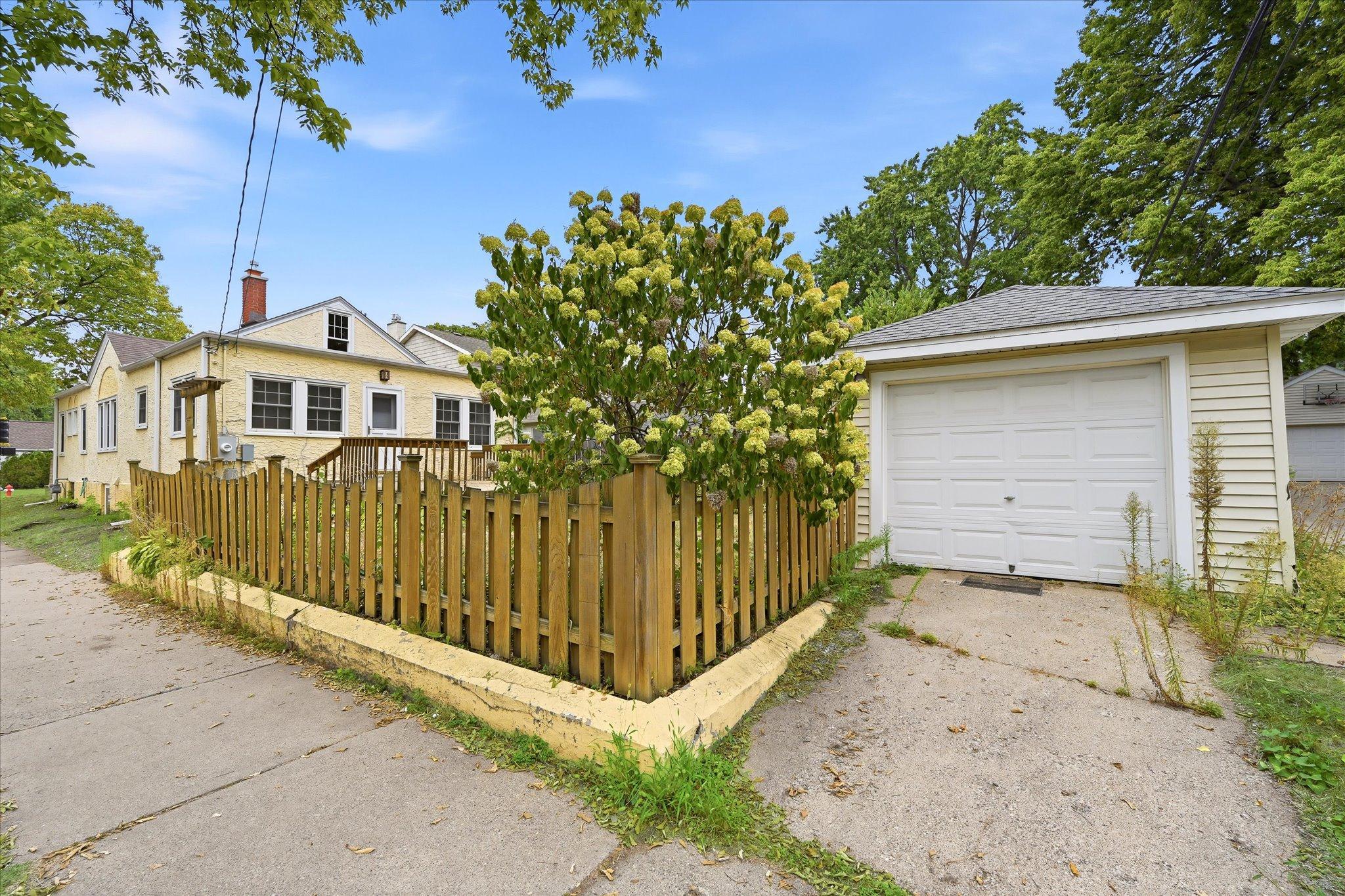 View of Residential at 4857 Xerxes Avenue, Minneapolis MN 55410, Minneapolis (44 of 47) - Mike Wilen | Minnesota Team Real Estate