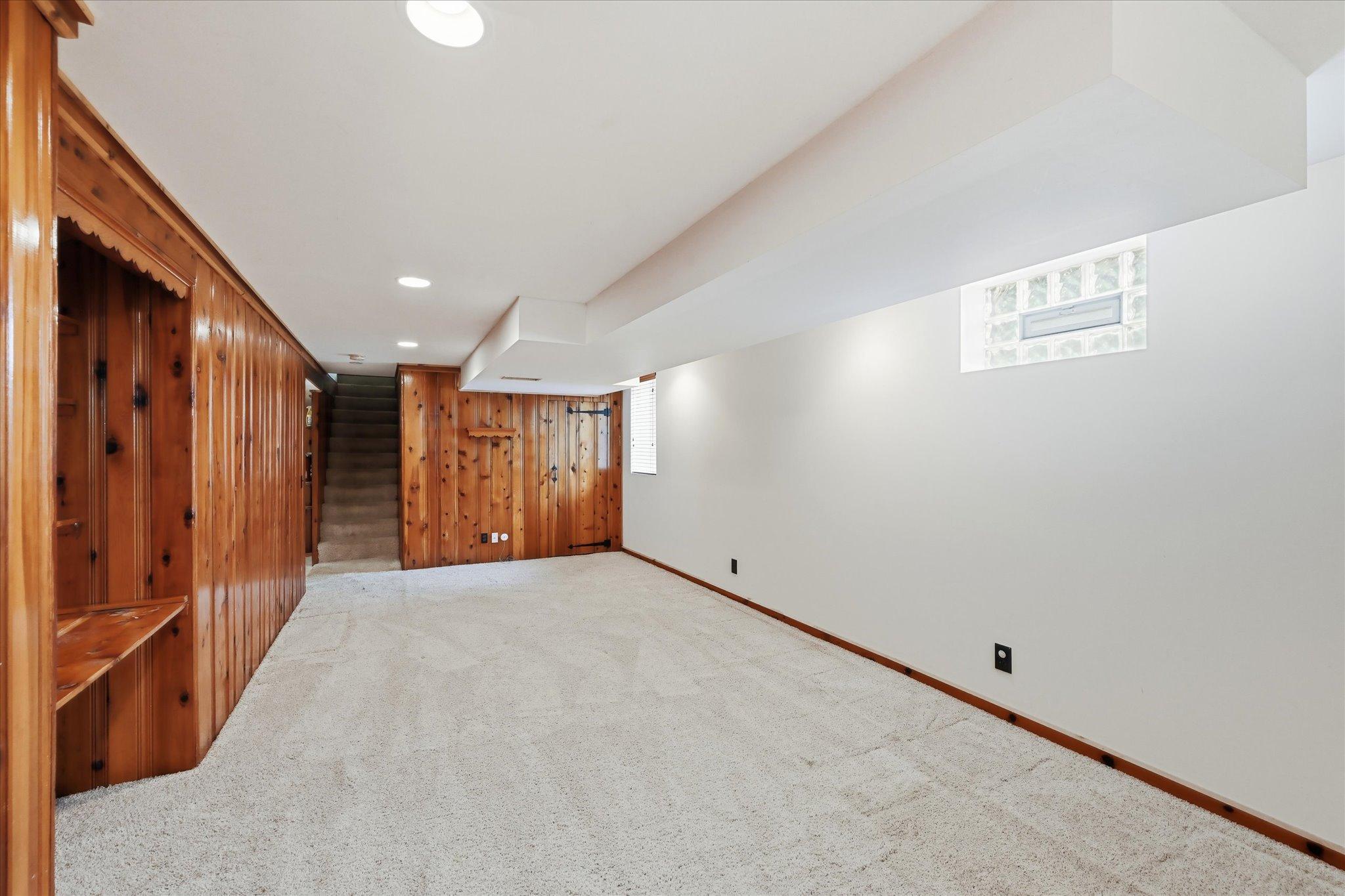 View of Residential at 4857 Xerxes Avenue, Minneapolis MN 55410, Minneapolis (33 of 47) - Mike Wilen | Minnesota Team Real Estate