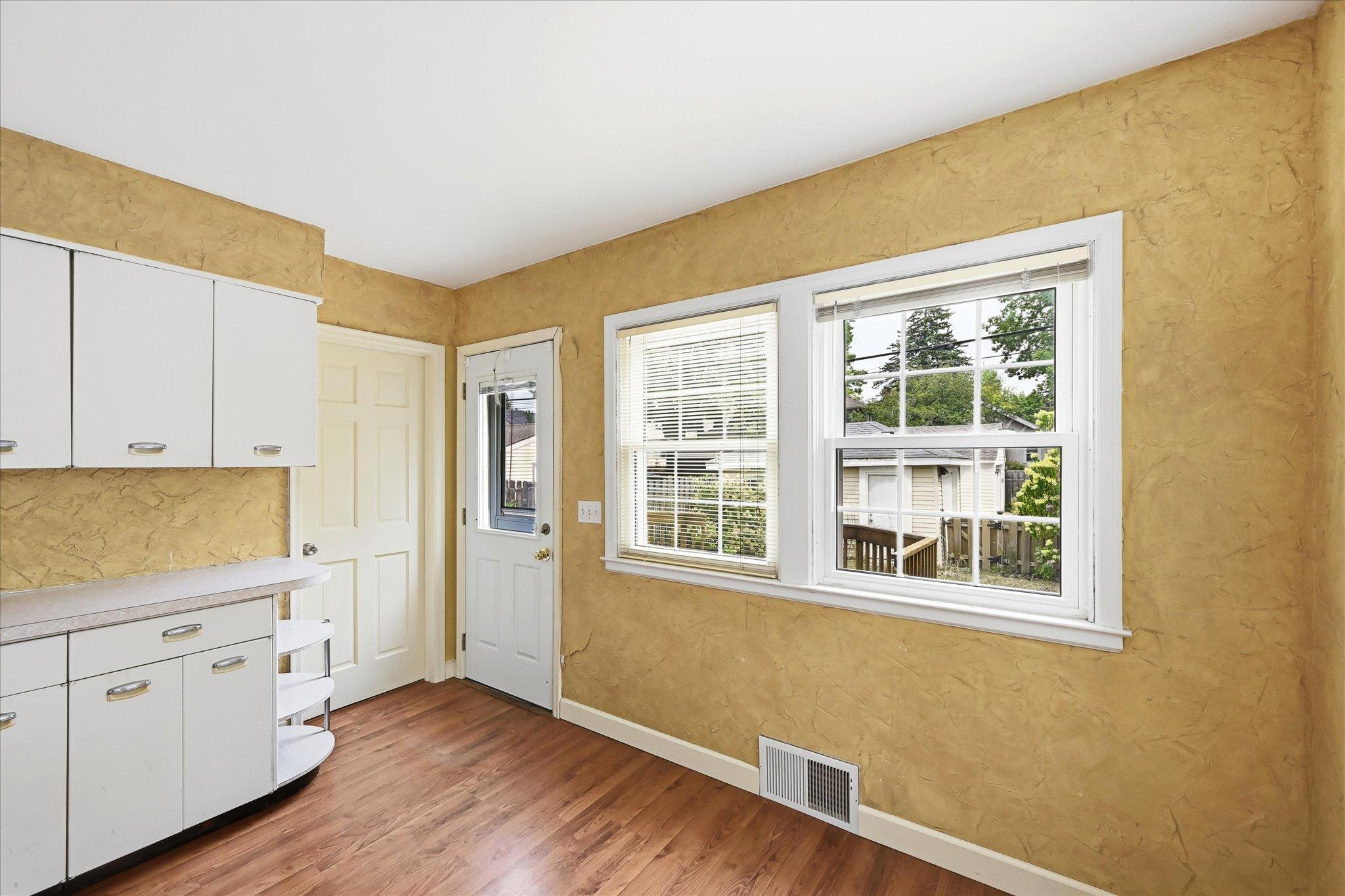 View of Residential at 4857 Xerxes Avenue, Minneapolis MN 55410, Minneapolis (23 of 47) - Mike Wilen | Minnesota Team Real Estate