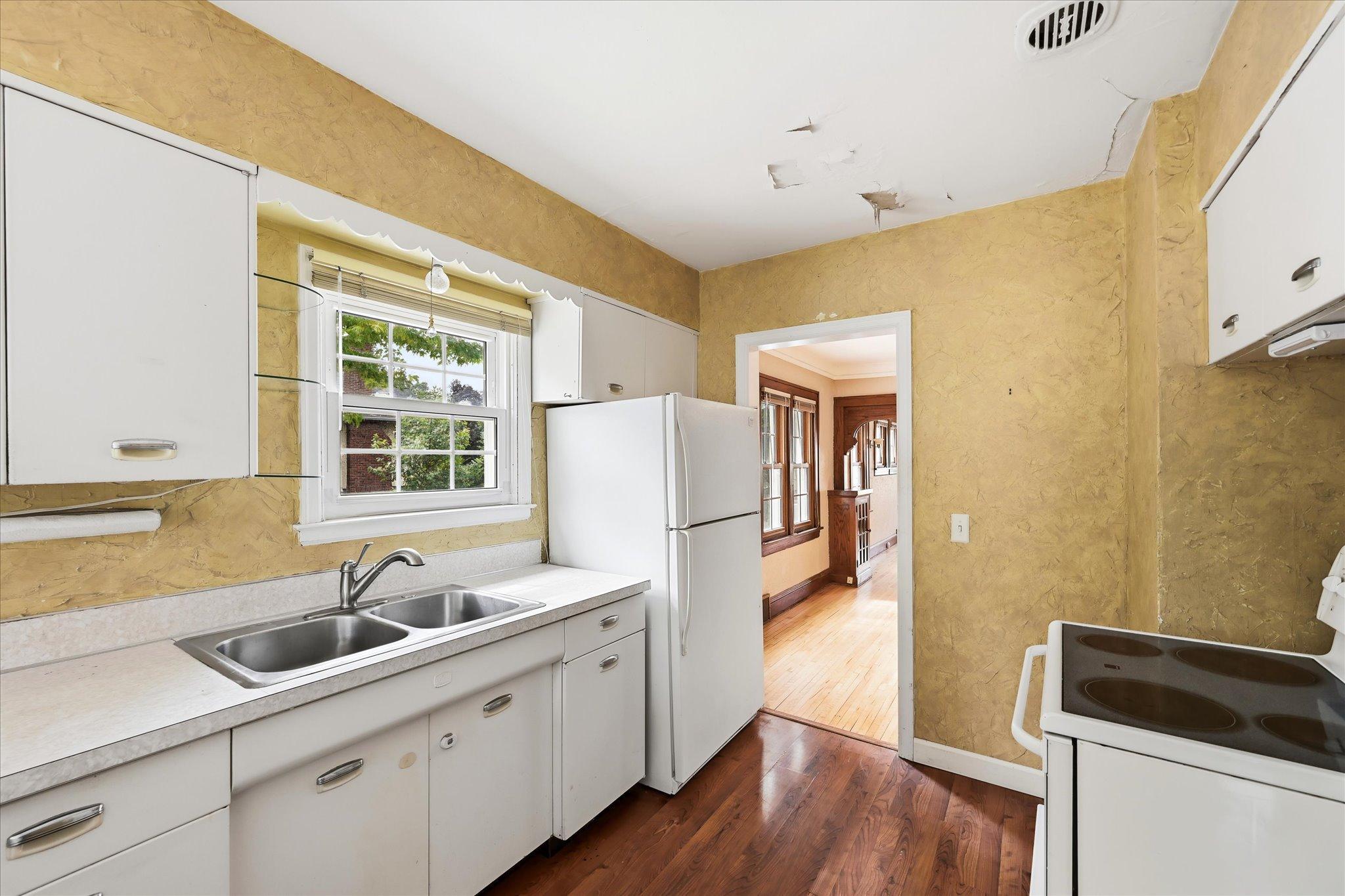 View of Residential at 4857 Xerxes Avenue, Minneapolis MN 55410, Minneapolis (20 of 47) - Mike Wilen | Minnesota Team Real Estate
