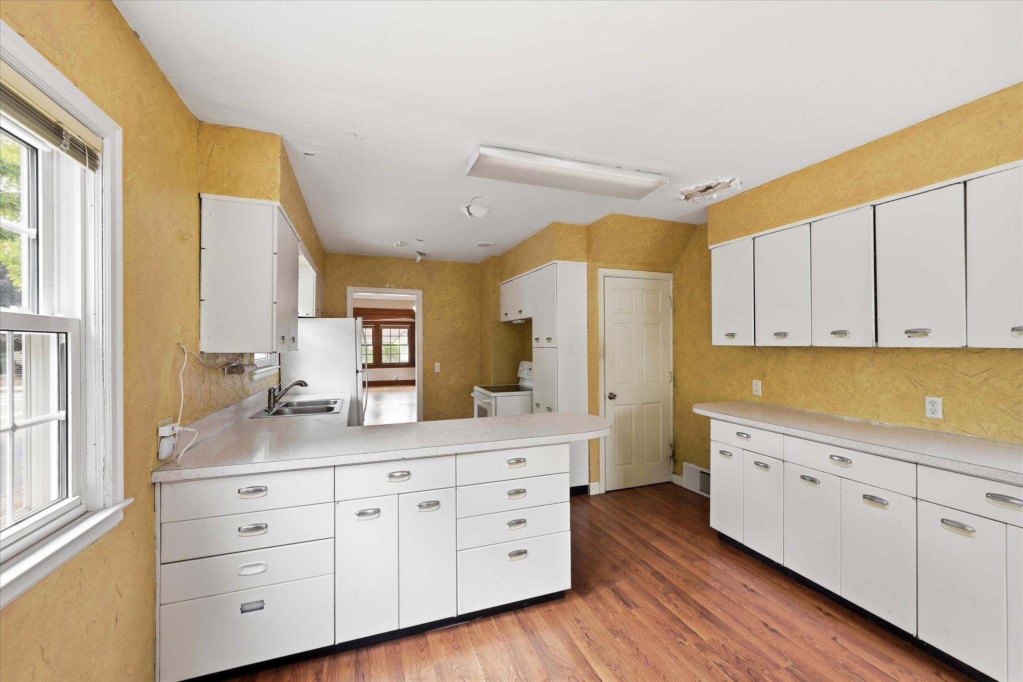 View of Residential at 4857 Xerxes Avenue, Minneapolis MN 55410, Minneapolis (16 of 47) - Mike Wilen | Minnesota Team Real Estate
