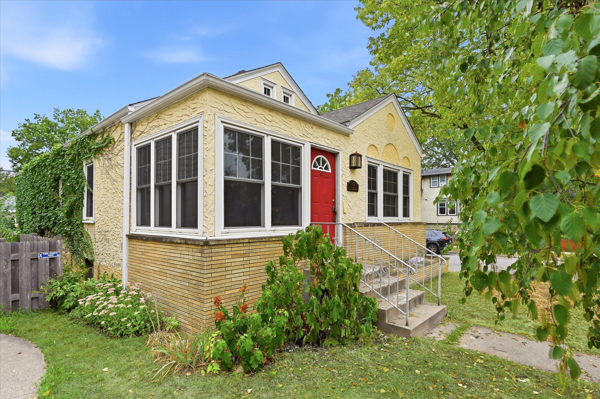 View of Residential at 4857 Xerxes Avenue, Minneapolis MN 55410, Minneapolis (5 of 47) - Mike Wilen | Minnesota Team Real Estate