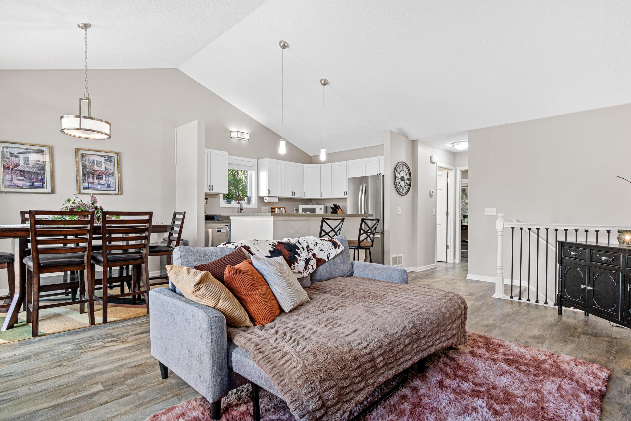 View of Residential at 421 Lake Street, Waconia MN 55387, Waconia (4 of 26) - Mike Wilen | Minnesota Team Real Estate