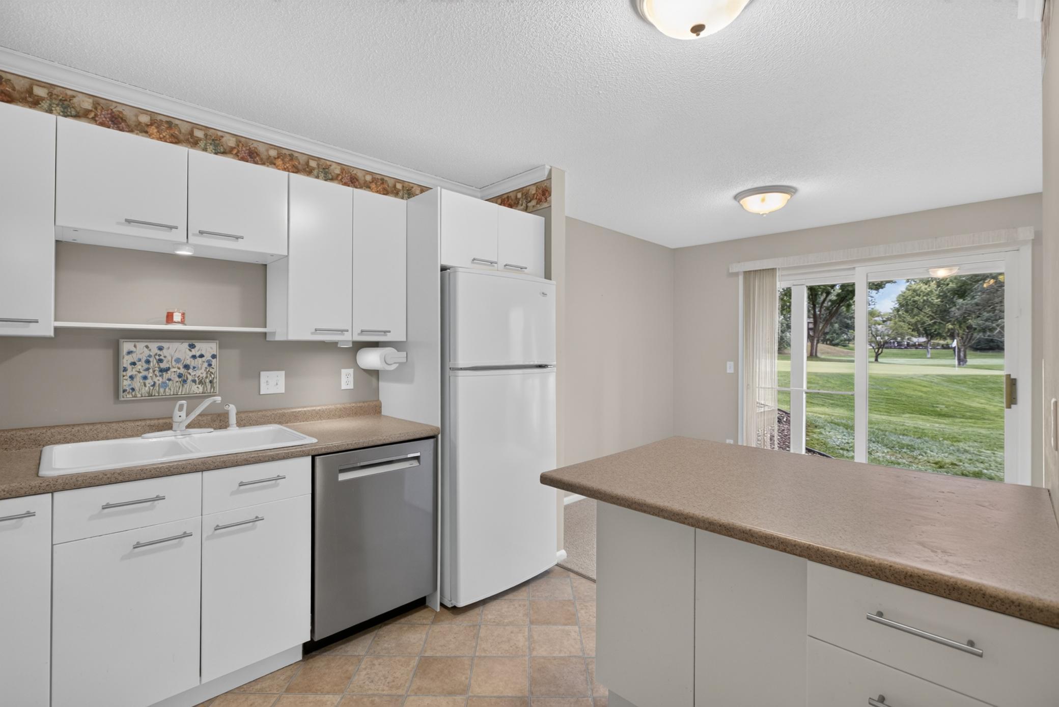 View of Residential at 14358 Fairway Drive, Eden Prairie MN 55344, Eden Prairie (12 of 31) - Mike Wilen | Minnesota Team Real Estate