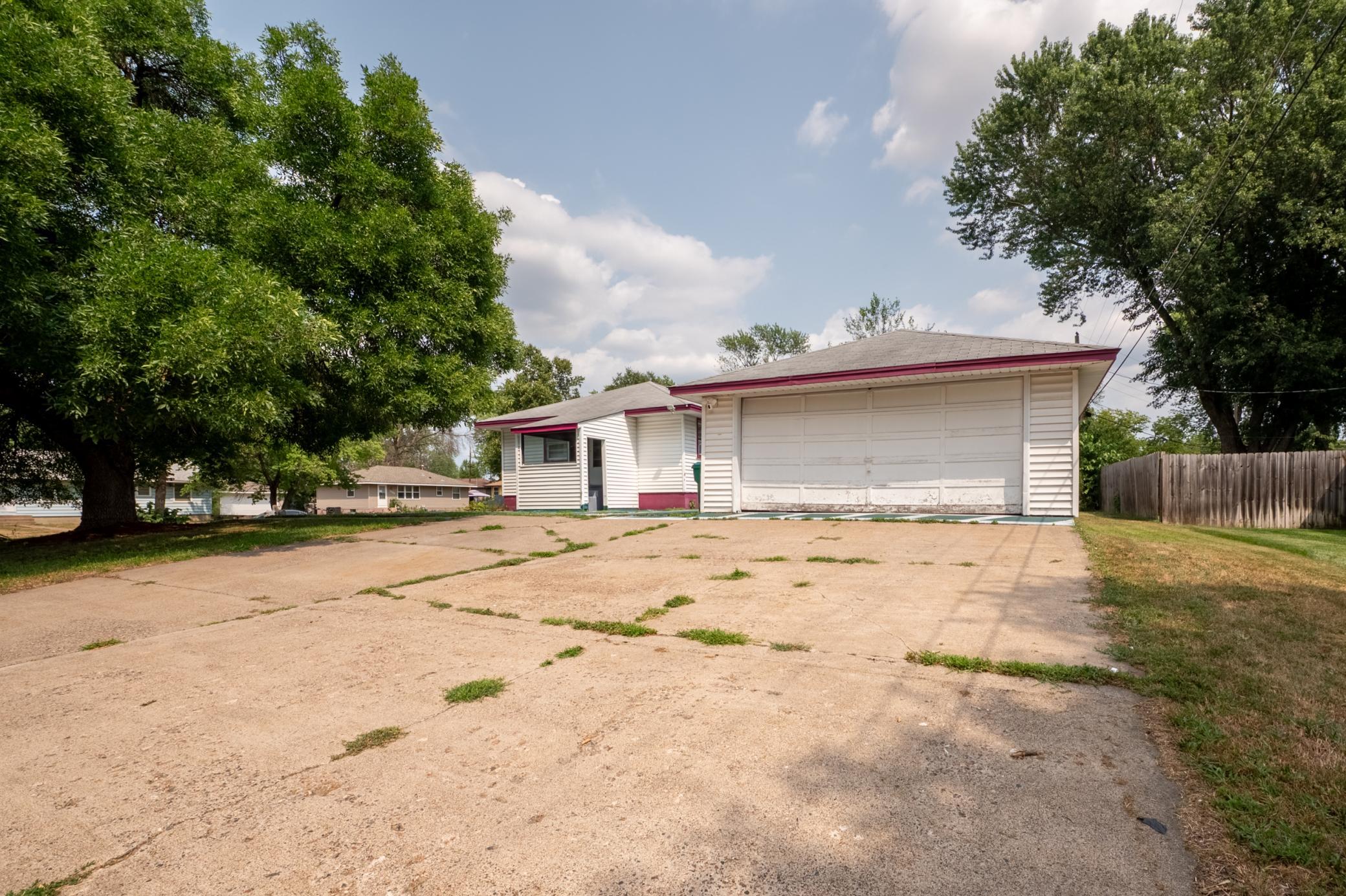 View of Residential at 632 113th Avenue, Coon Rapids MN 55448, Coon Rapids (27 of 31) - Mike Wilen | Minnesota Team Real Estate