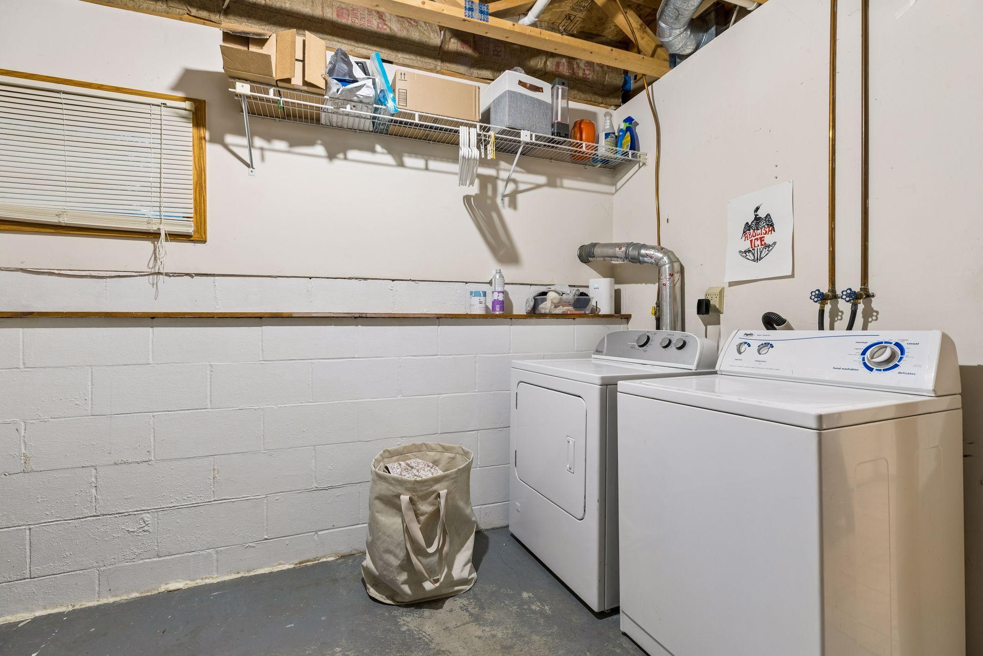 View of Residential at 3008 Lake Shore Drive, Minneapolis MN 55416, Minneapolis (31 of 47) - Mike Wilen | Minnesota Team Real Estate