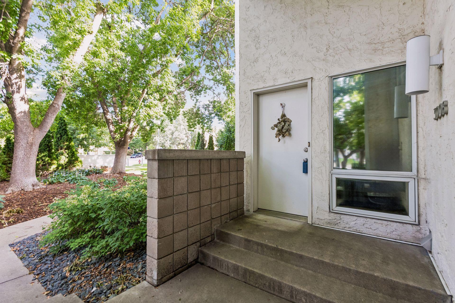 View of Residential at 3008 Lake Shore Drive, Minneapolis MN 55416, Minneapolis (23 of 47) - Mike Wilen | Minnesota Team Real Estate