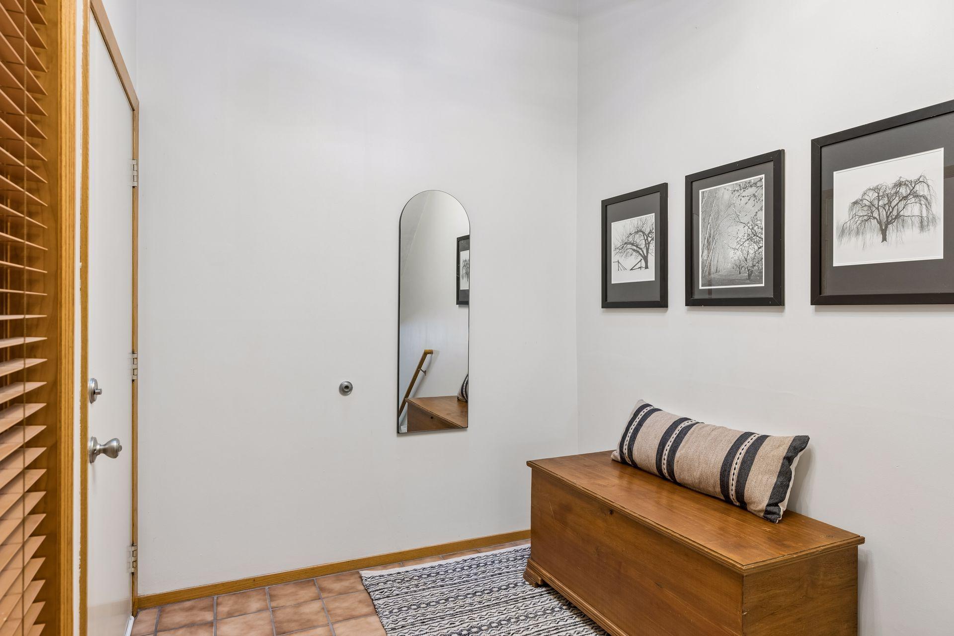 View of Residential at 3008 Lake Shore Drive, Minneapolis MN 55416, Minneapolis (19 of 47) - Mike Wilen | Minnesota Team Real Estate