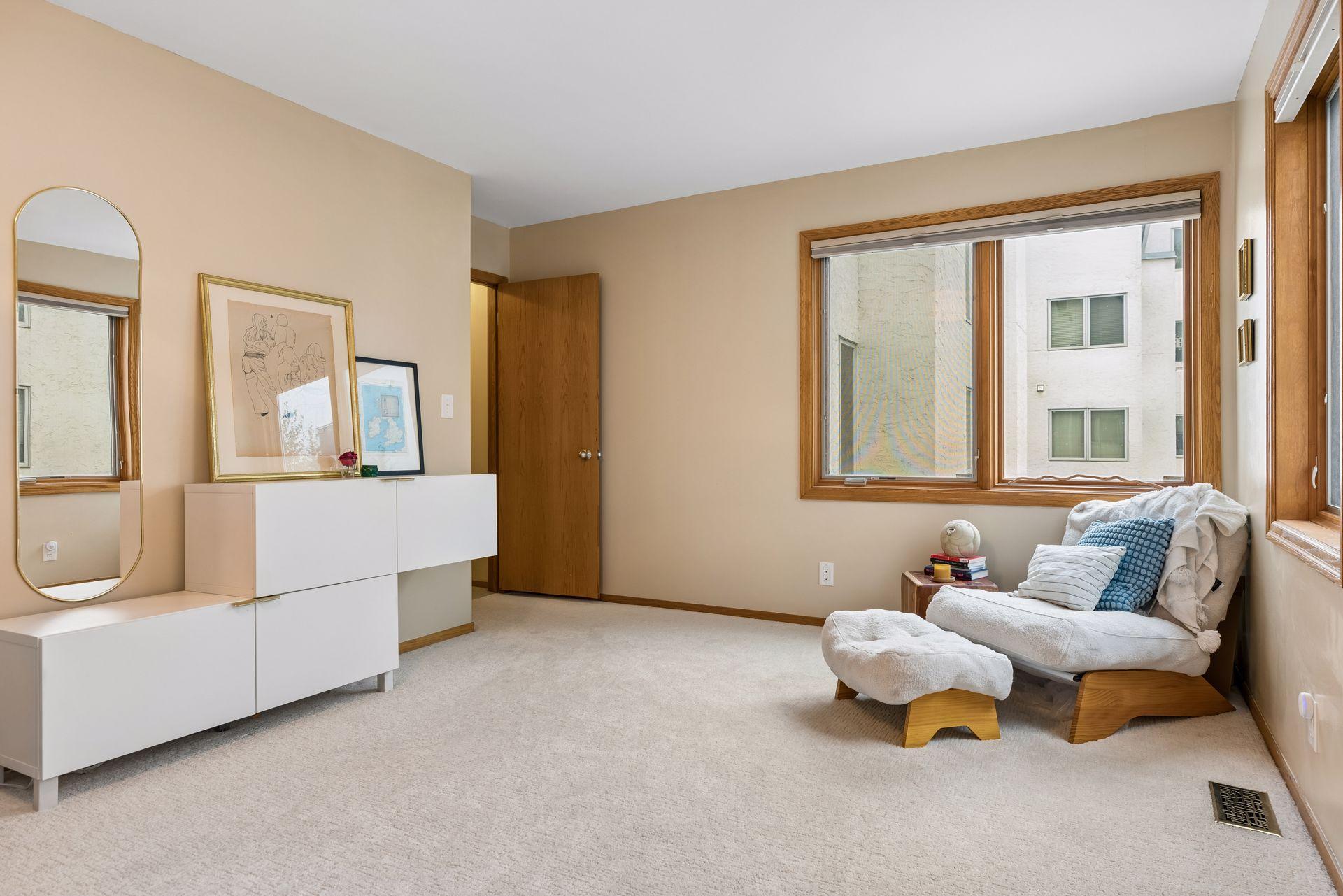 View of Residential at 3008 Lake Shore Drive, Minneapolis MN 55416, Minneapolis (15 of 47) - Mike Wilen | Minnesota Team Real Estate