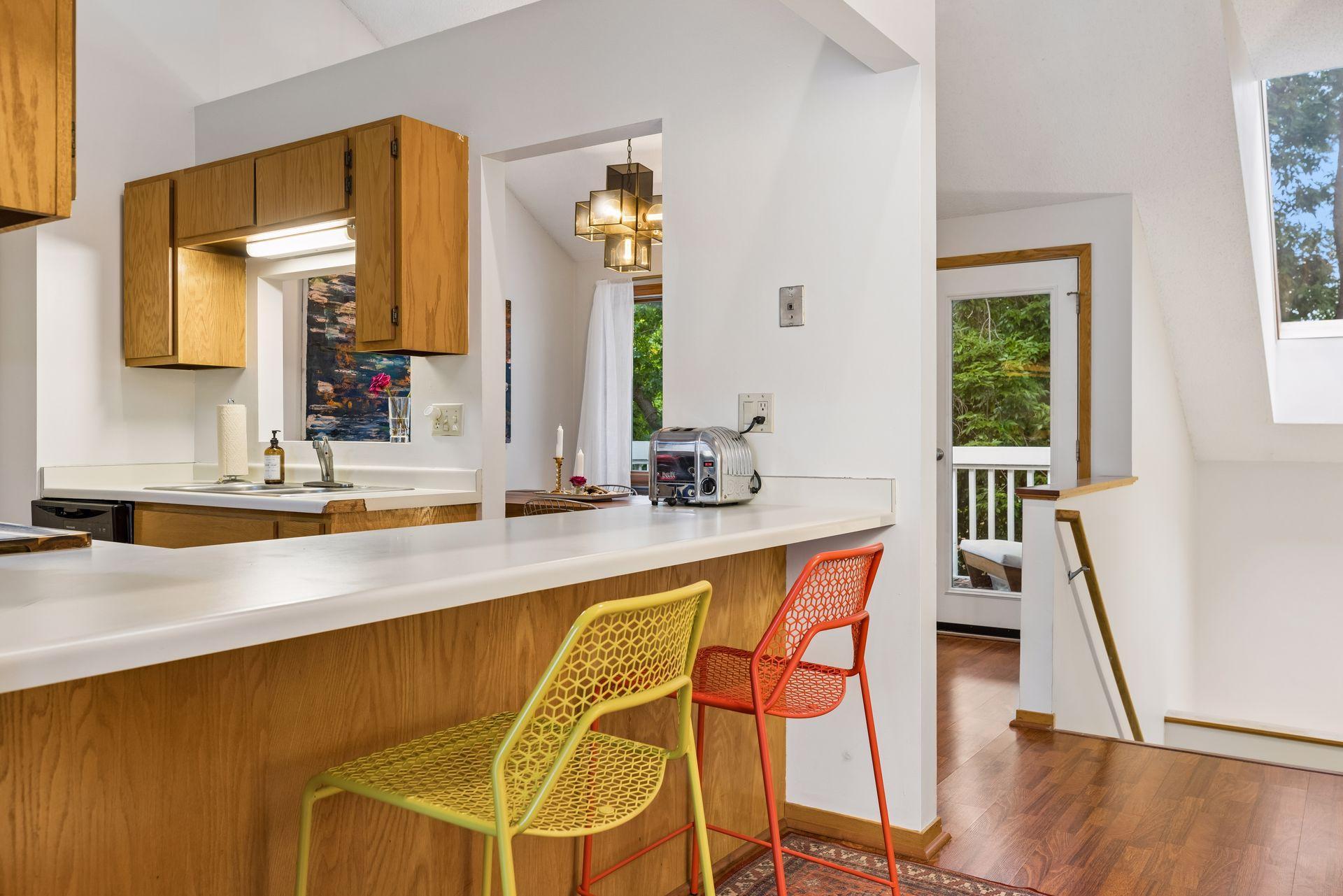 View of Residential at 3008 Lake Shore Drive, Minneapolis MN 55416, Minneapolis (6 of 47) - Mike Wilen | Minnesota Team Real Estate
