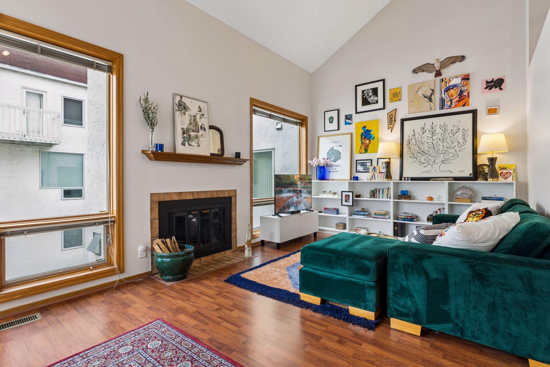 View of Residential at 3008 Lake Shore Drive, Minneapolis MN 55416, Minneapolis (4 of 47) - Mike Wilen | Minnesota Team Real Estate