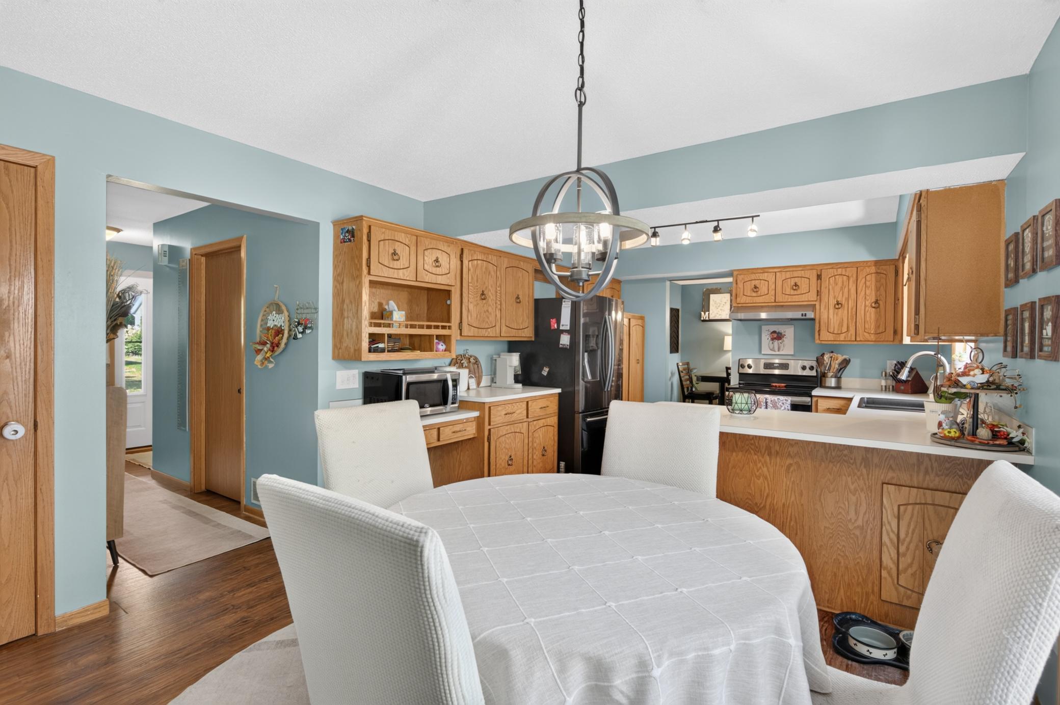 View of Residential at 2347 Heath Avenue, Oakdale MN 55128, Oakdale (41 of 75) - Mike Wilen | Minnesota Team Real Estate