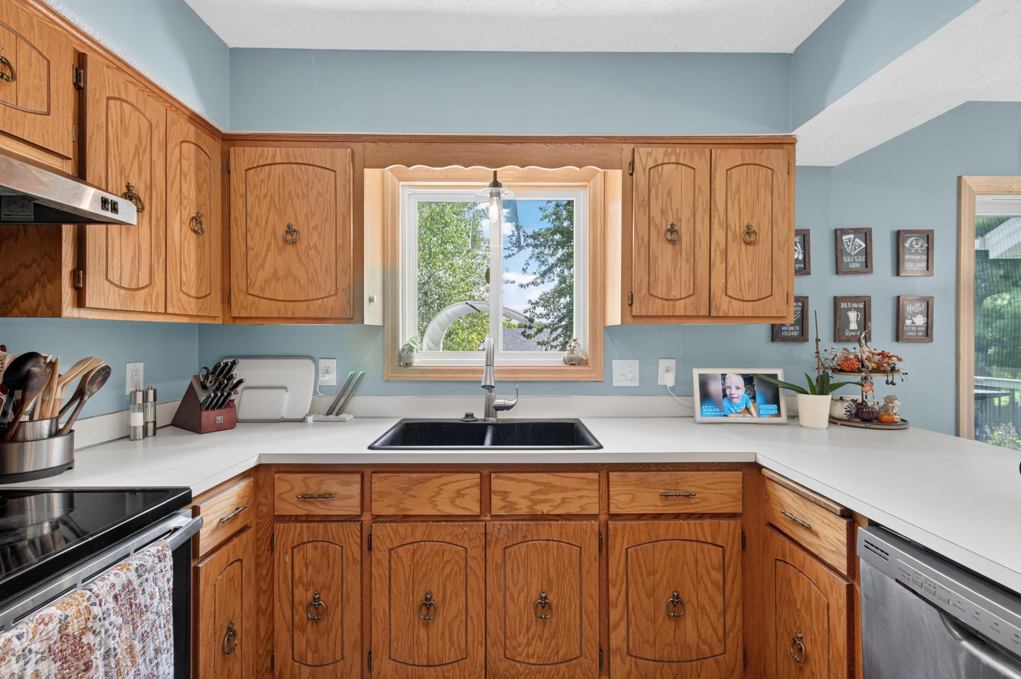 View of Residential at 2347 Heath Avenue, Oakdale MN 55128, Oakdale (39 of 75) - Mike Wilen | Minnesota Team Real Estate
