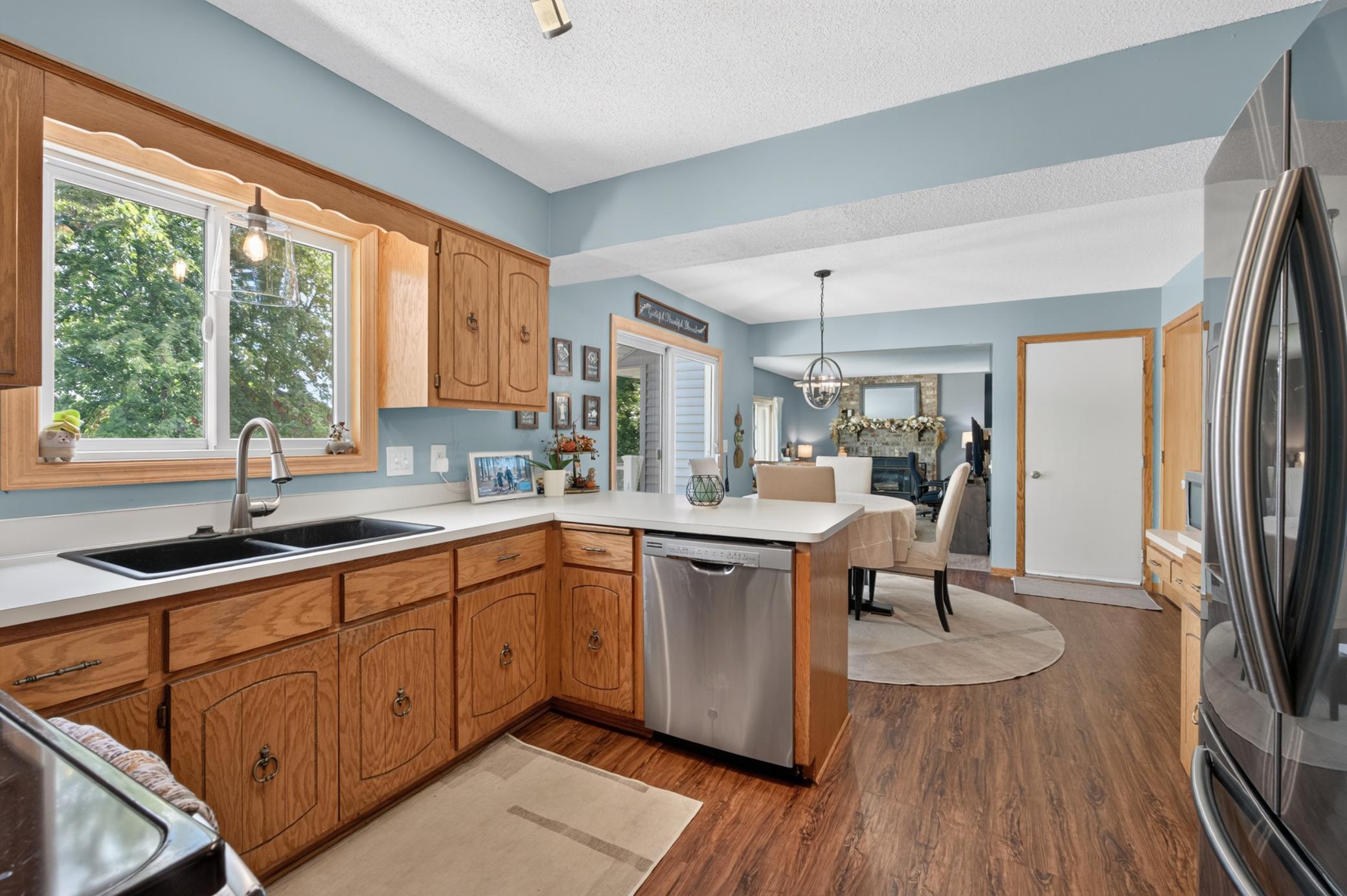 View of Residential at 2347 Heath Avenue, Oakdale MN 55128, Oakdale (33 of 75) - Mike Wilen | Minnesota Team Real Estate