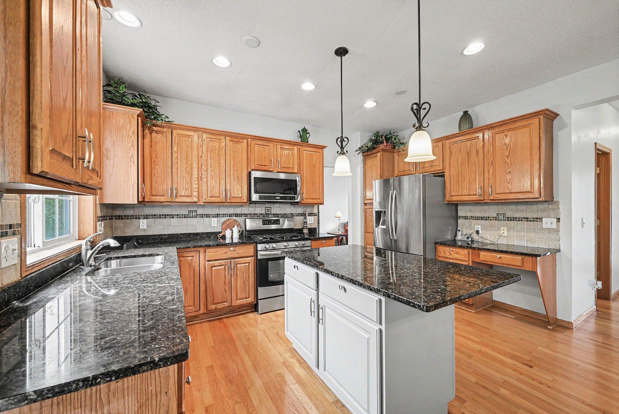 View of Residential at 2466 Lone Eagle Trail, Woodbury MN 55129, Woodbury (8 of 30) - Mike Wilen | Minnesota Team Real Estate