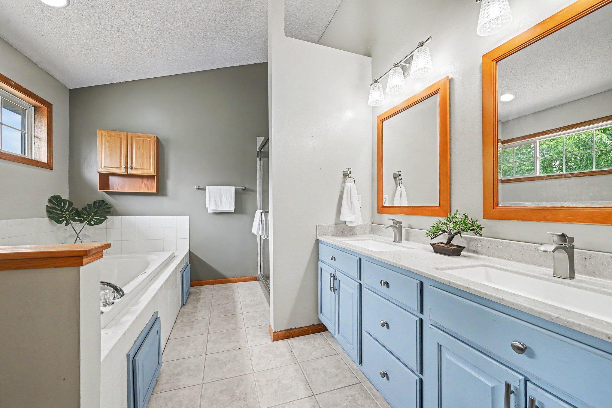 View of Residential at 2466 Lone Eagle Trail, Woodbury MN 55129, Woodbury (16 of 30) - Mike Wilen | Minnesota Team Real Estate