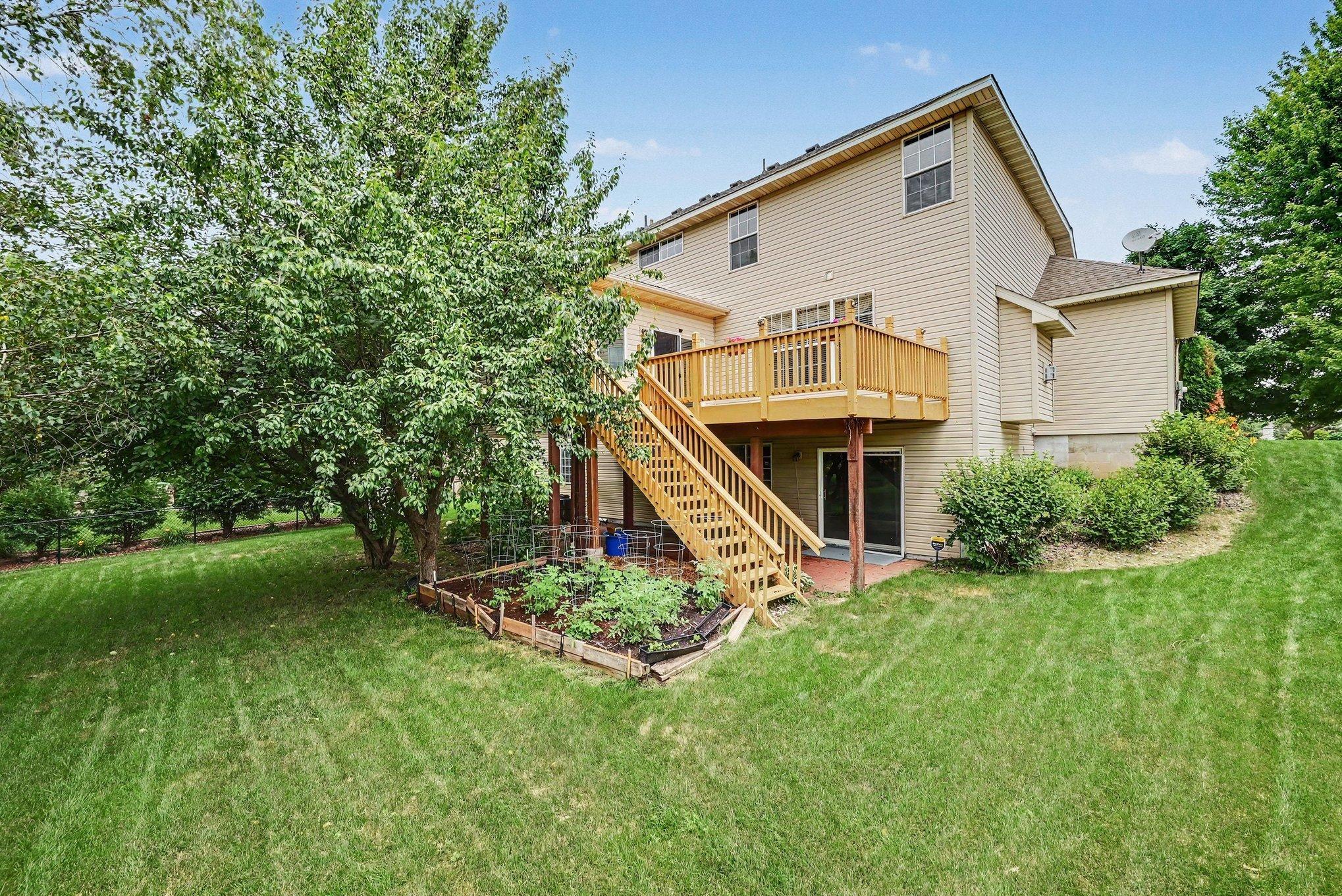 View of Residential at 2466 Lone Eagle Trail, Woodbury MN 55129, Woodbury (27 of 30) - Mike Wilen | Minnesota Team Real Estate