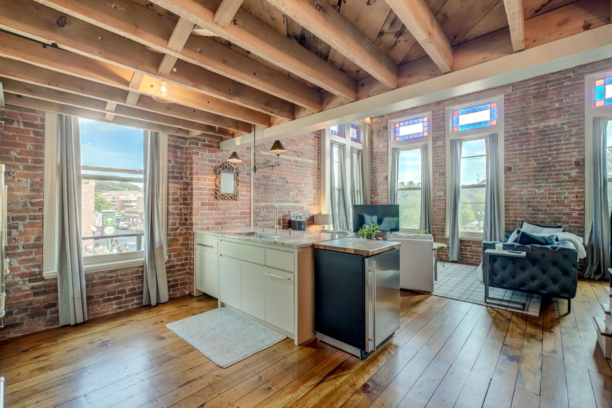 View of Commercial Sale at 126 Main Street, Stillwater MN 55082, Stillwater (23 of 56) - Mike Wilen | Minnesota Team Real Estate