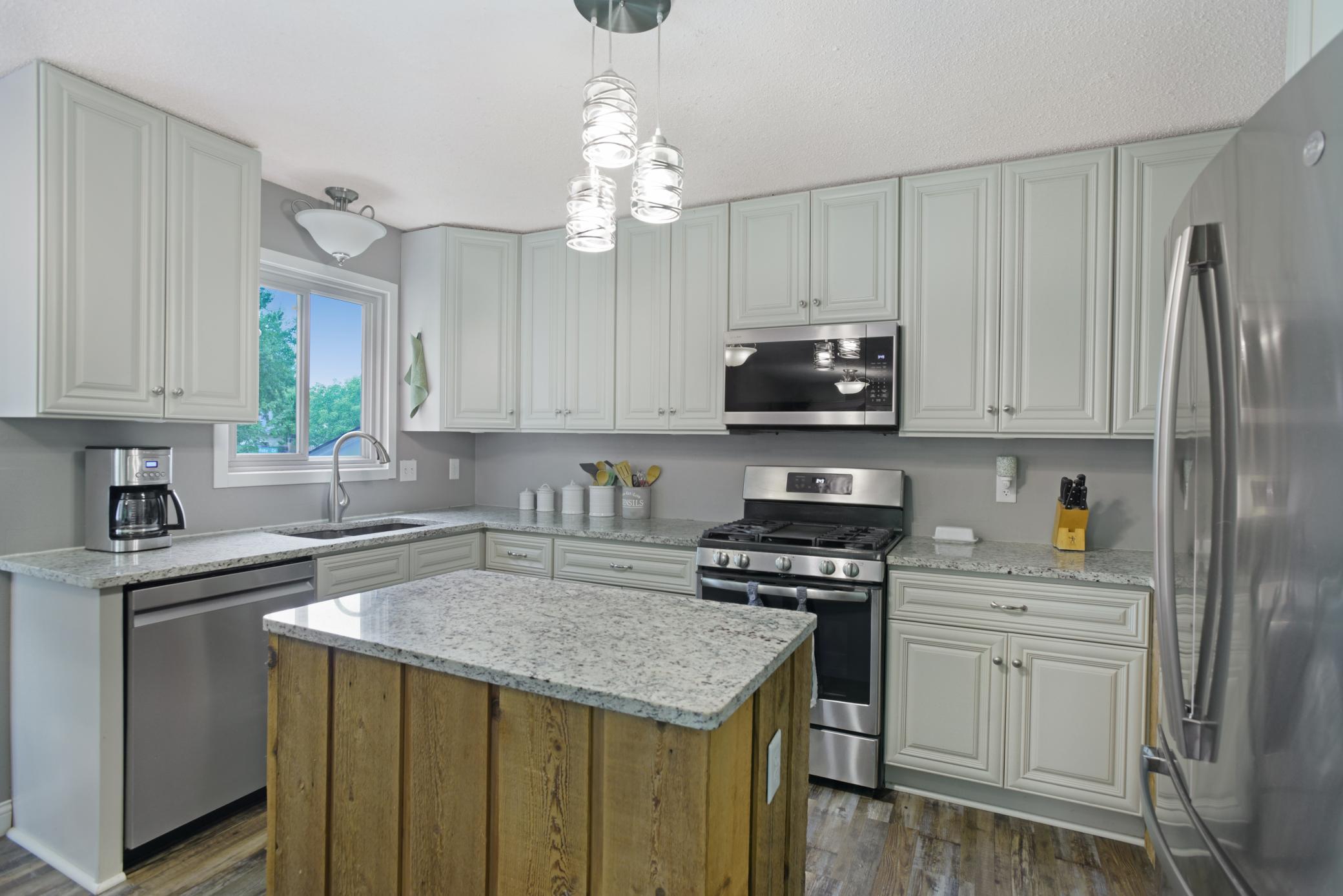 View of Residential at 1239 Ruby Lane, Shakopee MN 55379, Shakopee (8 of 26) - Mike Wilen | Minnesota Team Real Estate