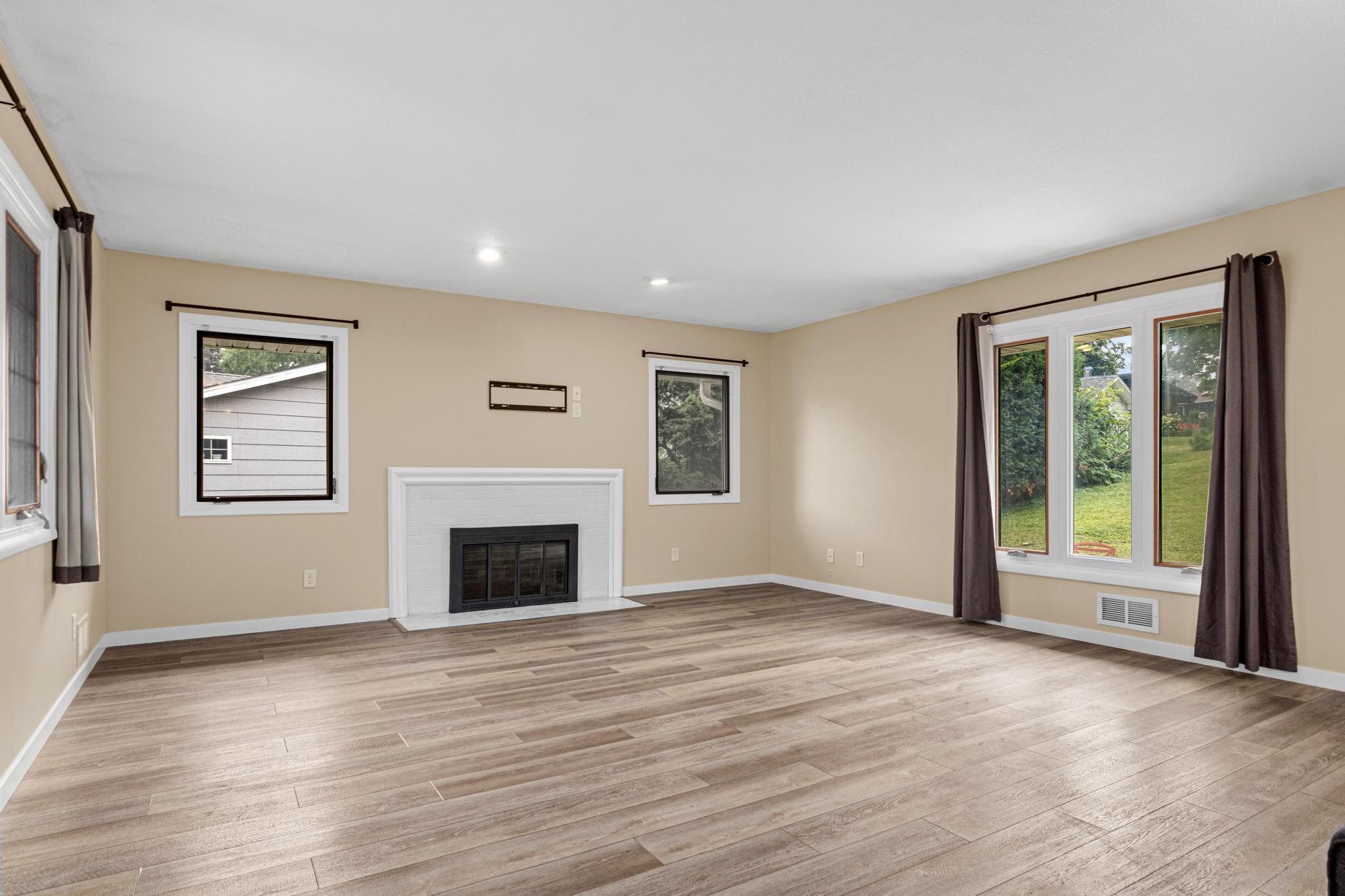 View of Residential at 1429 Windemere Drive, Fridley MN 55421, Fridley (9 of 41) - Mike Wilen | Minnesota Team Real Estate