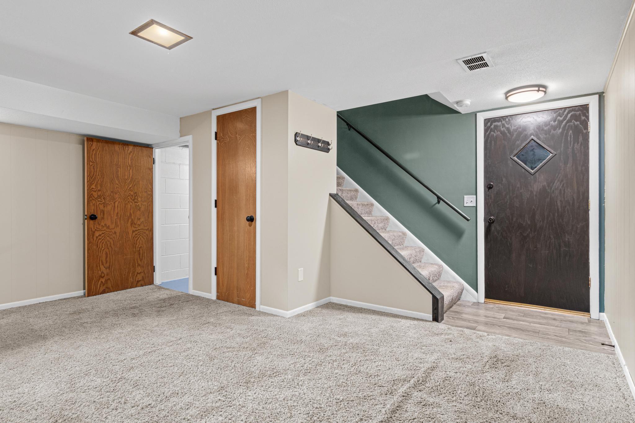 View of Residential at 1429 Windemere Drive, Fridley MN 55421, Fridley (27 of 41) - Mike Wilen | Minnesota Team Real Estate