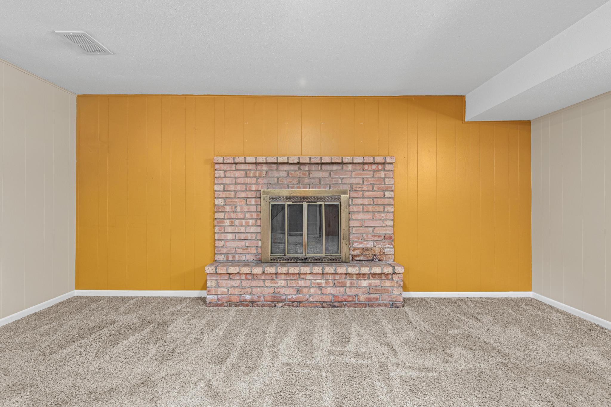 View of Residential at 1429 Windemere Drive, Fridley MN 55421, Fridley (25 of 41) - Mike Wilen | Minnesota Team Real Estate