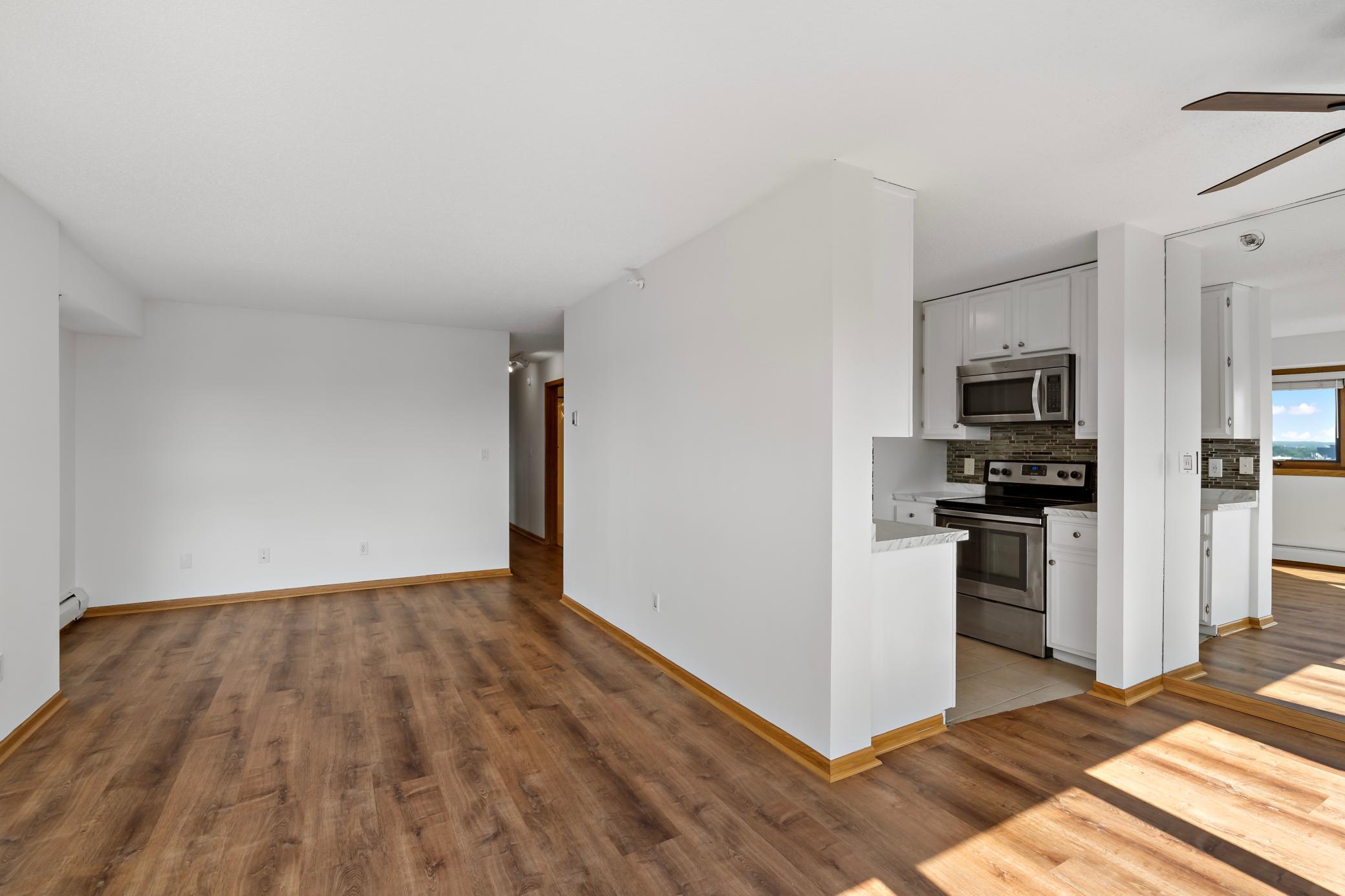 View of Residential at 433 7th Street #1627, Minneapolis MN 55415, Minneapolis (7 of 40) - Mike Wilen | Minnesota Team Real Estate