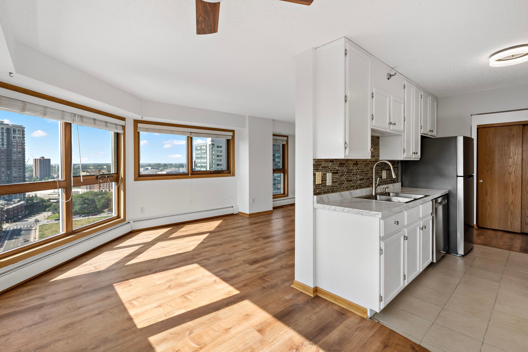 View of Residential at 433 7th Street #1627, Minneapolis MN 55415, Minneapolis (8 of 40) - Mike Wilen | Minnesota Team Real Estate