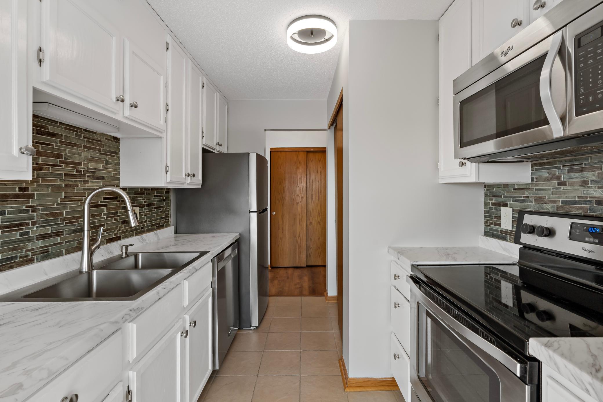 View of Residential at 433 7th Street #1627, Minneapolis MN 55415, Minneapolis (10 of 40) - Mike Wilen | Minnesota Team Real Estate