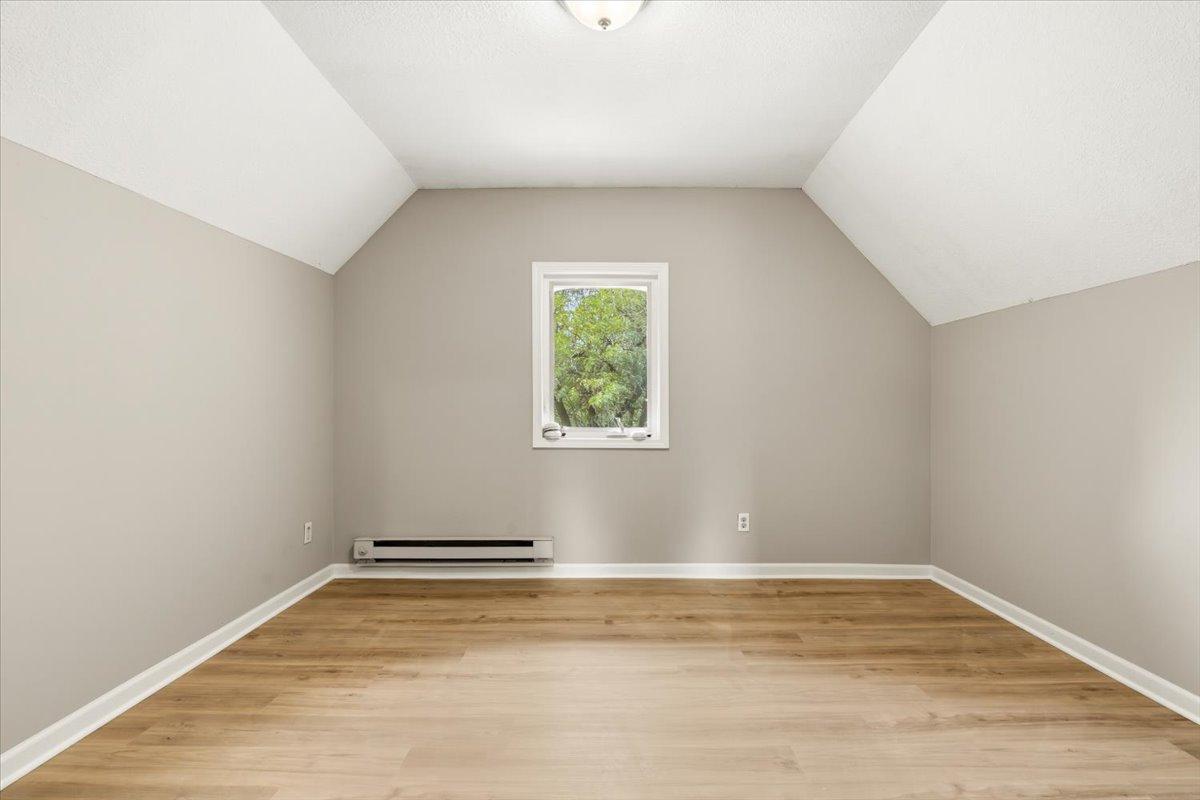 View of Residential Income at 2725 Dupont Avenue, Minneapolis MN 55408, Minneapolis (25 of 46) - Mike Wilen | Minnesota Team Real Estate