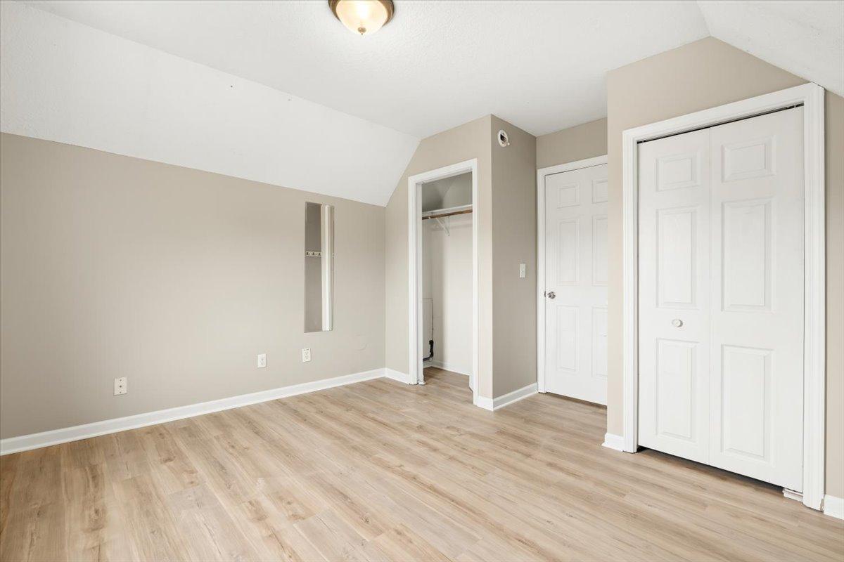 View of Residential Income at 2725 Dupont Avenue, Minneapolis MN 55408, Minneapolis (20 of 46) - Mike Wilen | Minnesota Team Real Estate