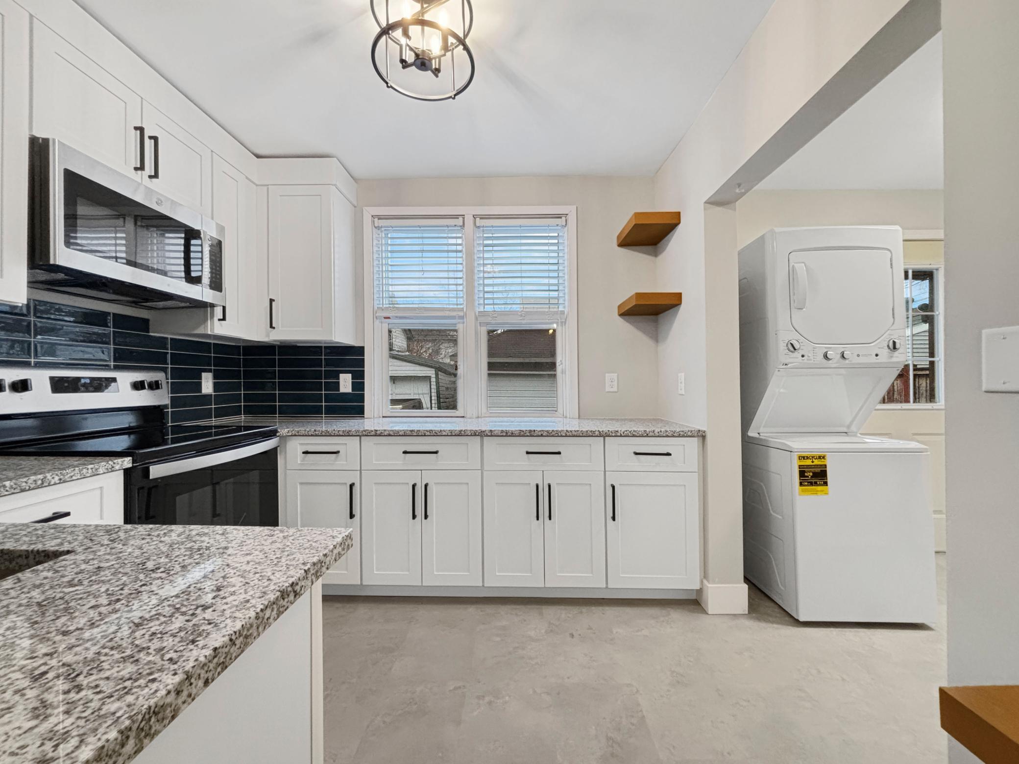 View of Residential Income at 2725 Dupont Avenue, Minneapolis MN 55408, Minneapolis (41 of 46) - Mike Wilen | Minnesota Team Real Estate