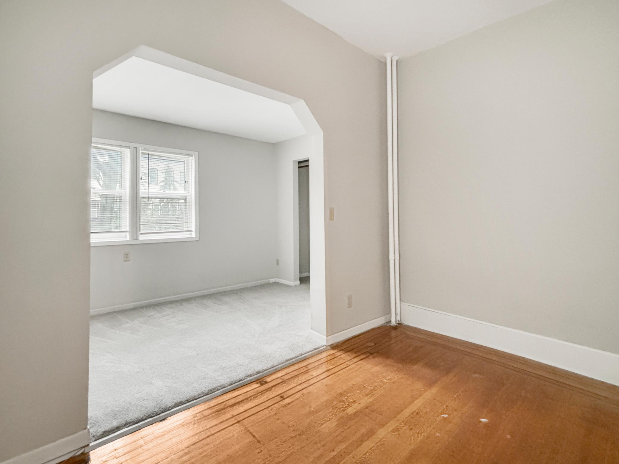 View of Residential Income at 2725 Dupont Avenue, Minneapolis MN 55408, Minneapolis (33 of 46) - Mike Wilen | Minnesota Team Real Estate