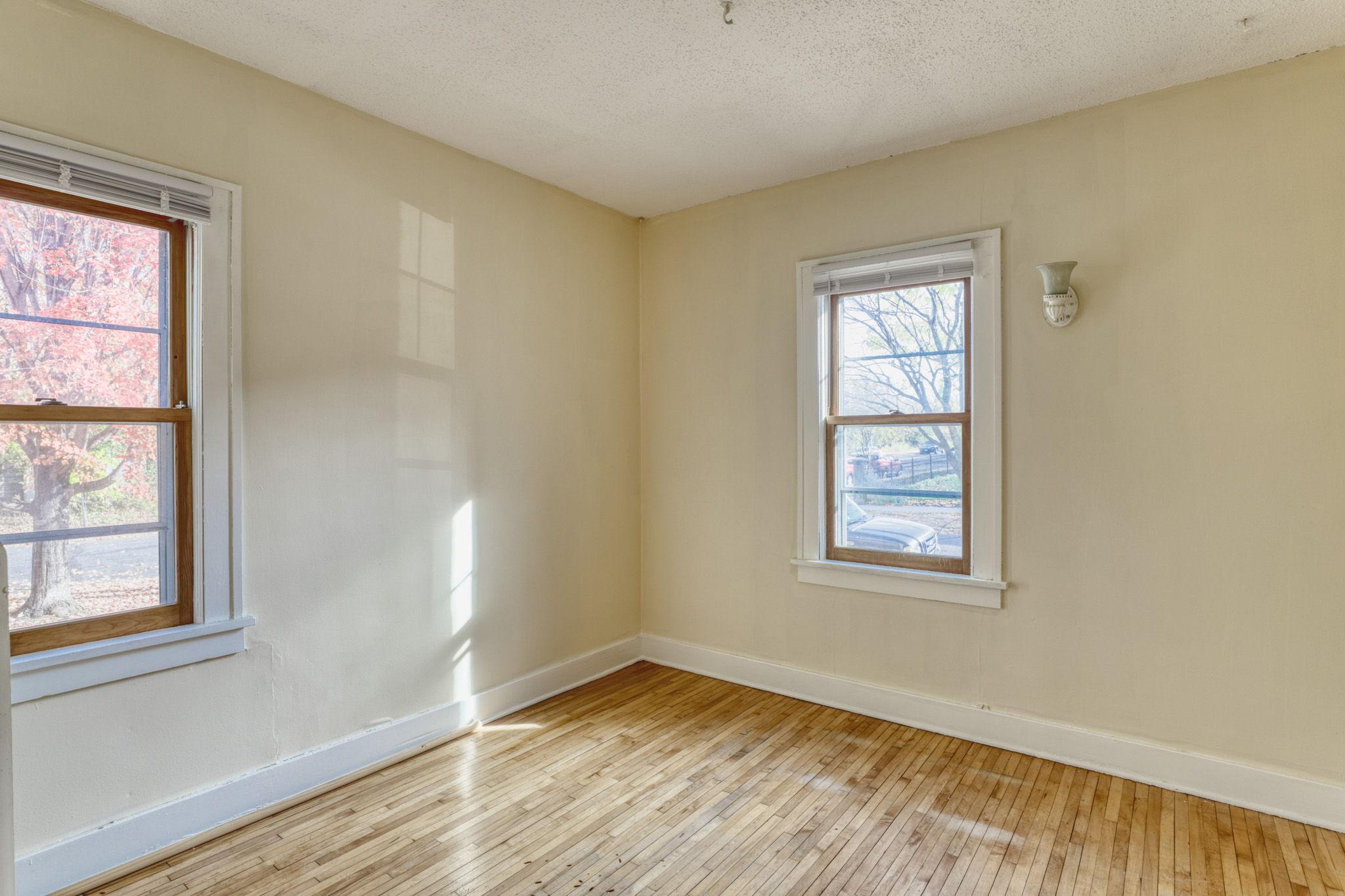 View of Commercial Sale at 415 Finn Street, Saint Paul MN 55104, Saint Paul (6 of 18) - Mike Wilen | Minnesota Team Real Estate