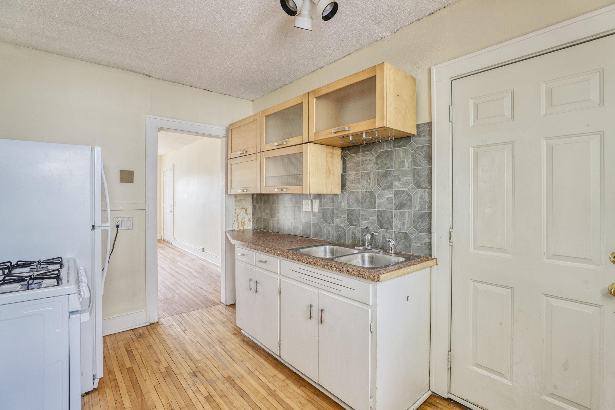 View of Commercial Sale at 415 Finn Street, Saint Paul MN 55104, Saint Paul (7 of 18) - Mike Wilen | Minnesota Team Real Estate