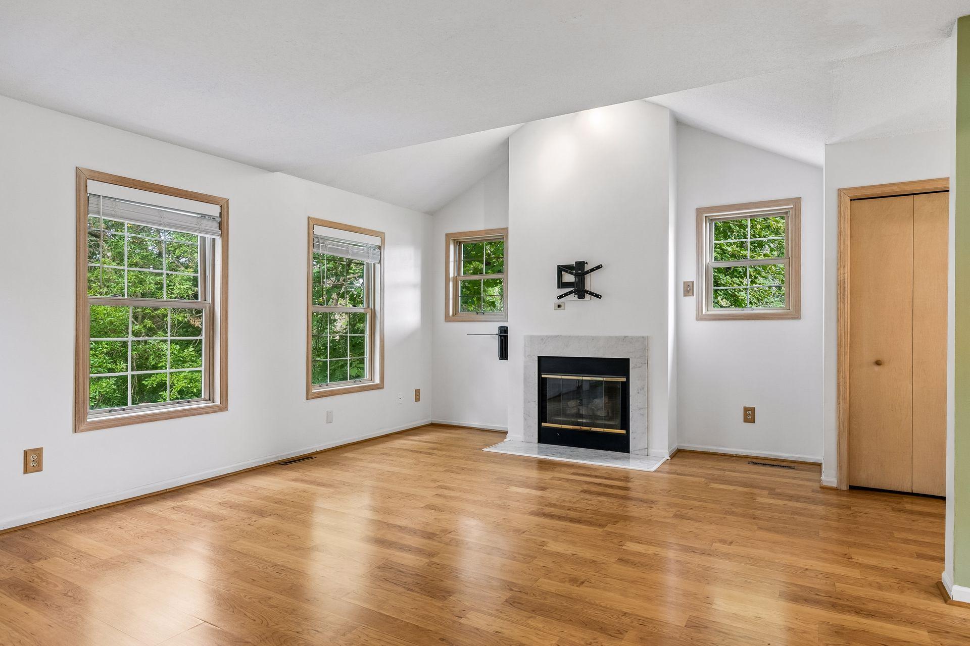 View of Residential at 4902 Bayswater Road, Minnetonka MN 55345, Minnetonka (9 of 55) - Mike Wilen | Minnesota Team Real Estate