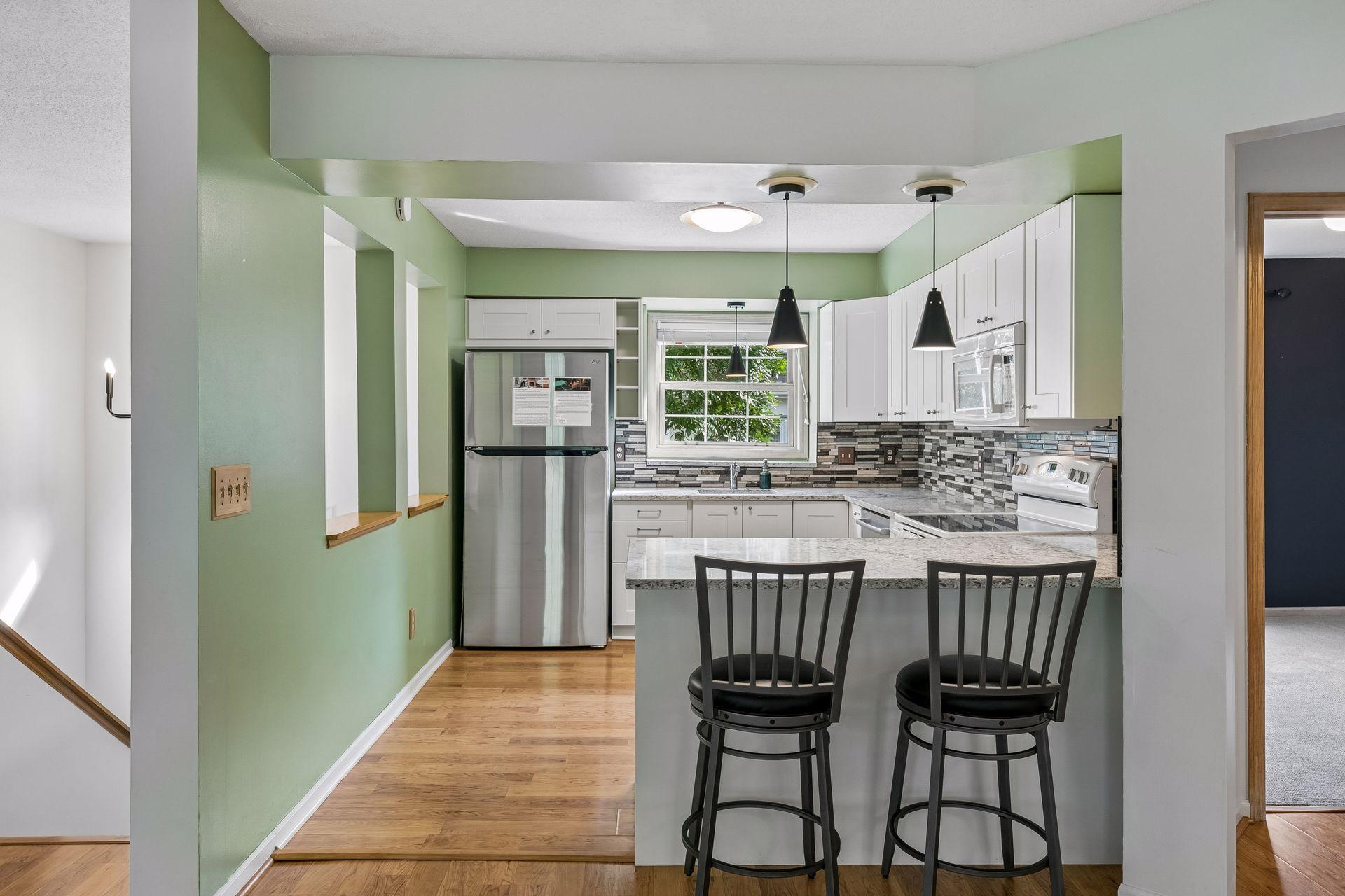 View of Residential at 4902 Bayswater Road, Minnetonka MN 55345, Minnetonka (20 of 55) - Mike Wilen | Minnesota Team Real Estate