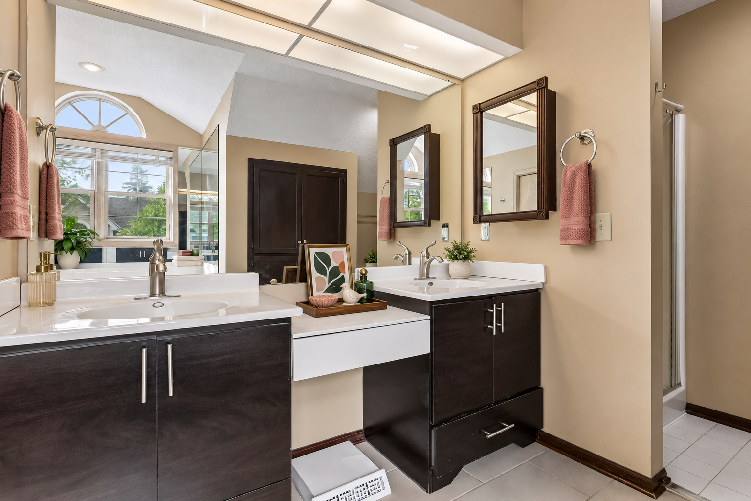 View of Residential at 4902 Bayswater Road, Minnetonka MN 55345, Minnetonka (38 of 55) - Mike Wilen | Minnesota Team Real Estate