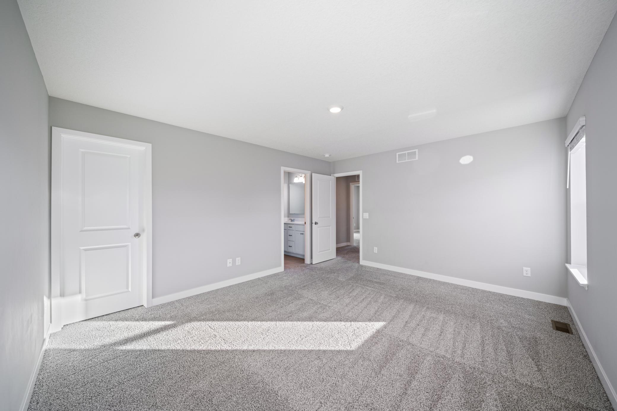 View of Residential at 5124 Mustang Circle, Woodbury MN 55129, Woodbury (17 of 30) - Mike Wilen | Minnesota Team Real Estate