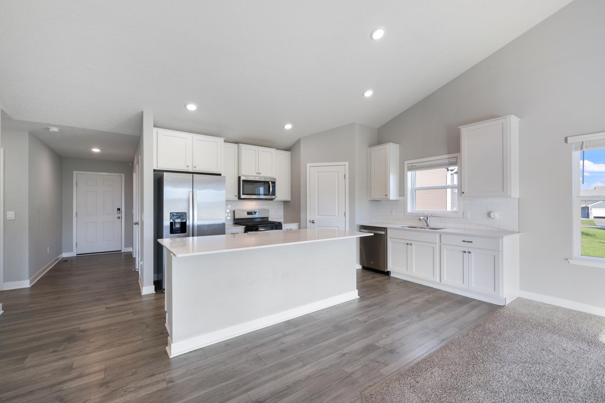 View of Residential at 5124 Mustang Circle, Woodbury MN 55129, Woodbury (7 of 30) - Mike Wilen | Minnesota Team Real Estate