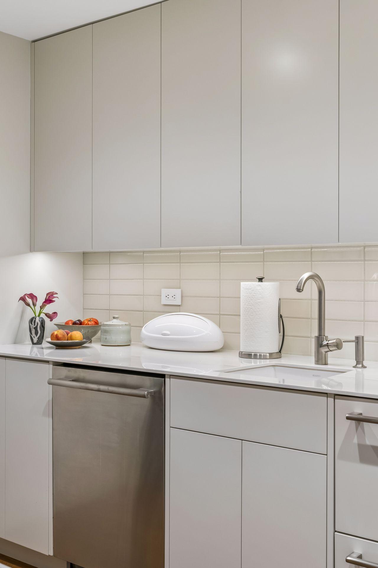 View of Residential at 100 2nd Street #1102, Minneapolis MN 55414, Minneapolis (47 of 118) - Mike Wilen | Minnesota Team Real Estate