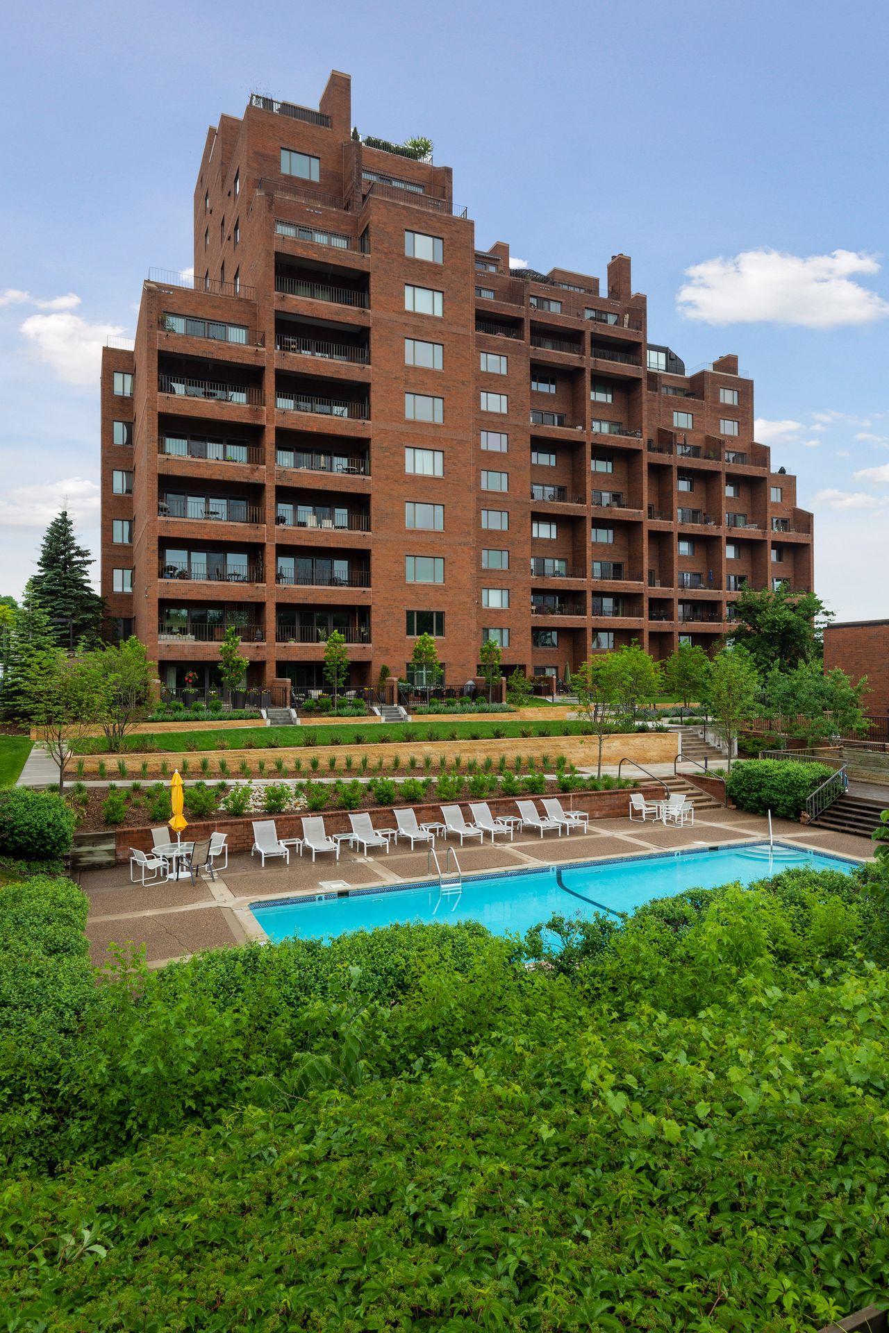 View of Residential at 100 2nd Street #1102, Minneapolis MN 55414, Minneapolis (72 of 118) - Mike Wilen | Minnesota Team Real Estate