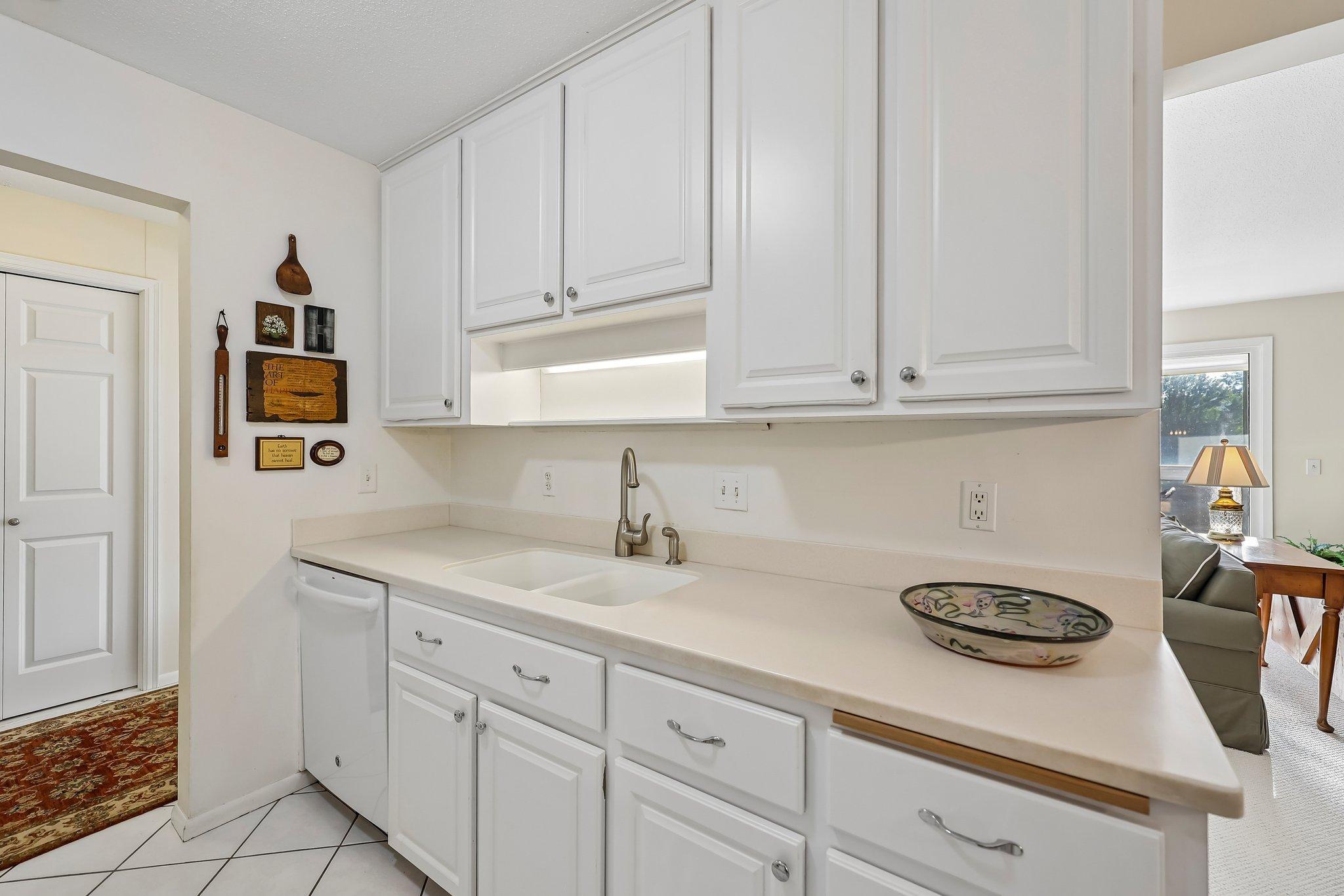 View of Residential at 4370 Brookside Court #320, Edina MN 55436, Edina (16 of 31) - Mike Wilen | Minnesota Team Real Estate